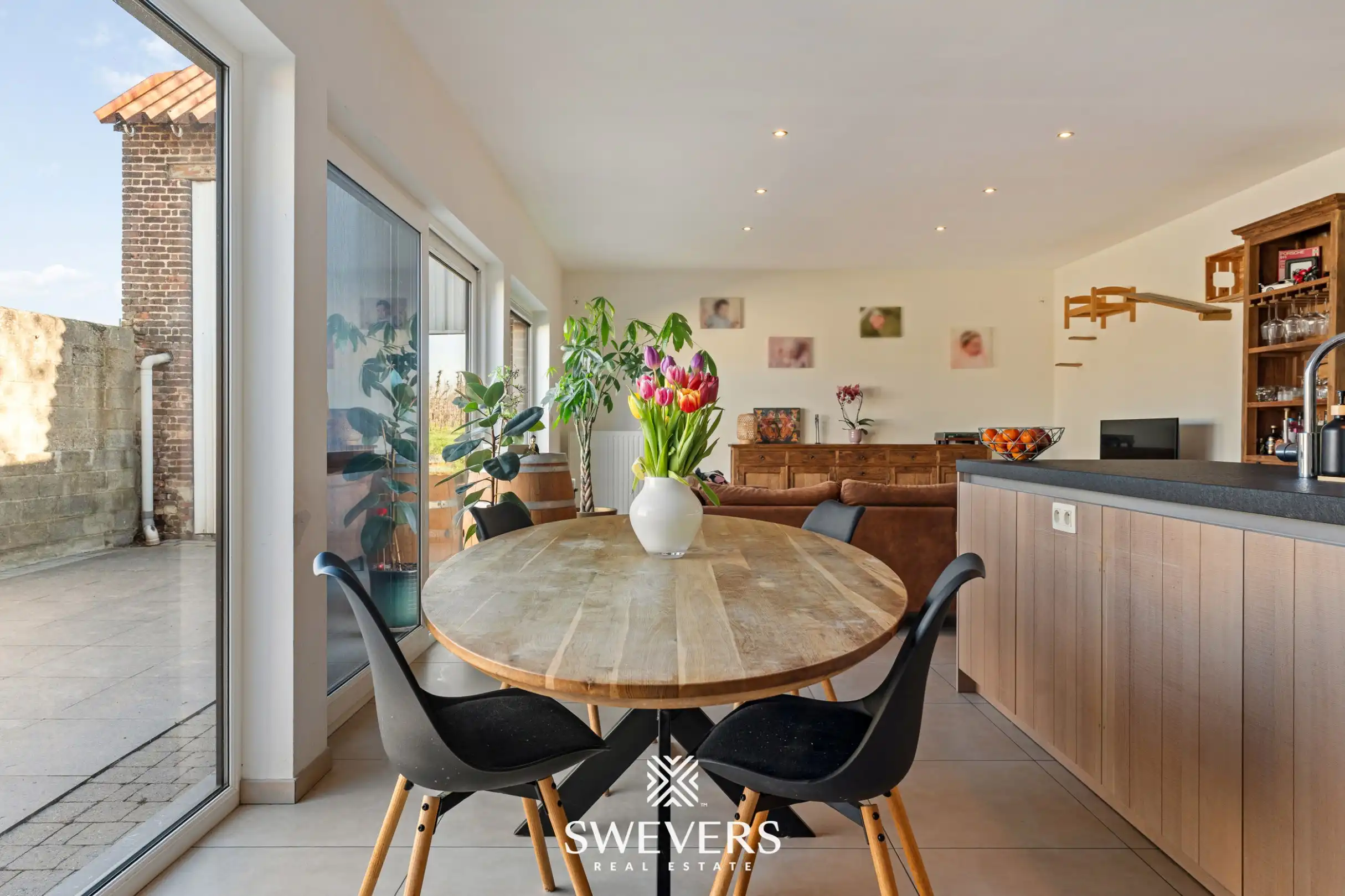 Instapklare open bebouwing met 4 slaapkamers tussen de boomgaarden in Gingelom foto 9