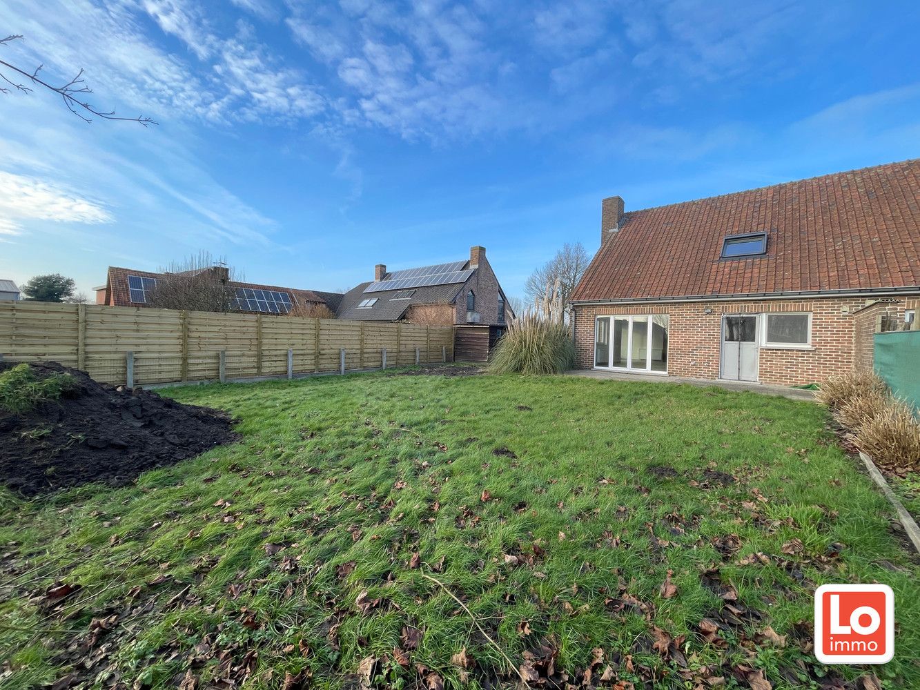 Gerenoveerde HOB met 2 ruime slaapkamers met grote tuin foto 2