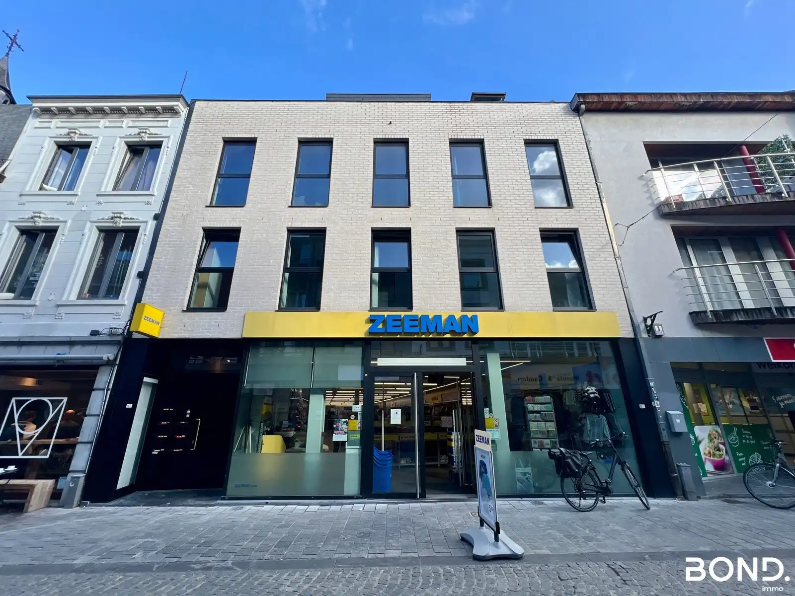 Ruim één-slaapkaper appartement te huur in hartje Leuven! foto {{pictureIndex}}