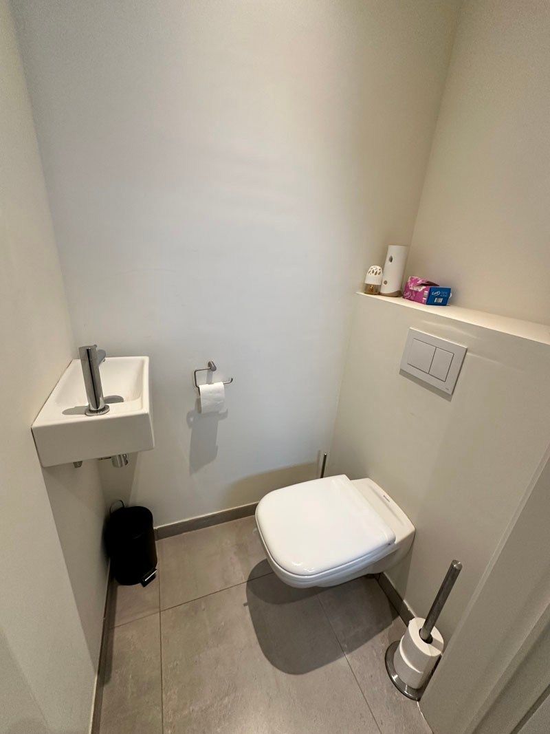 Recente woning in pastorijstijl op een rustige, groene locatie foto 10