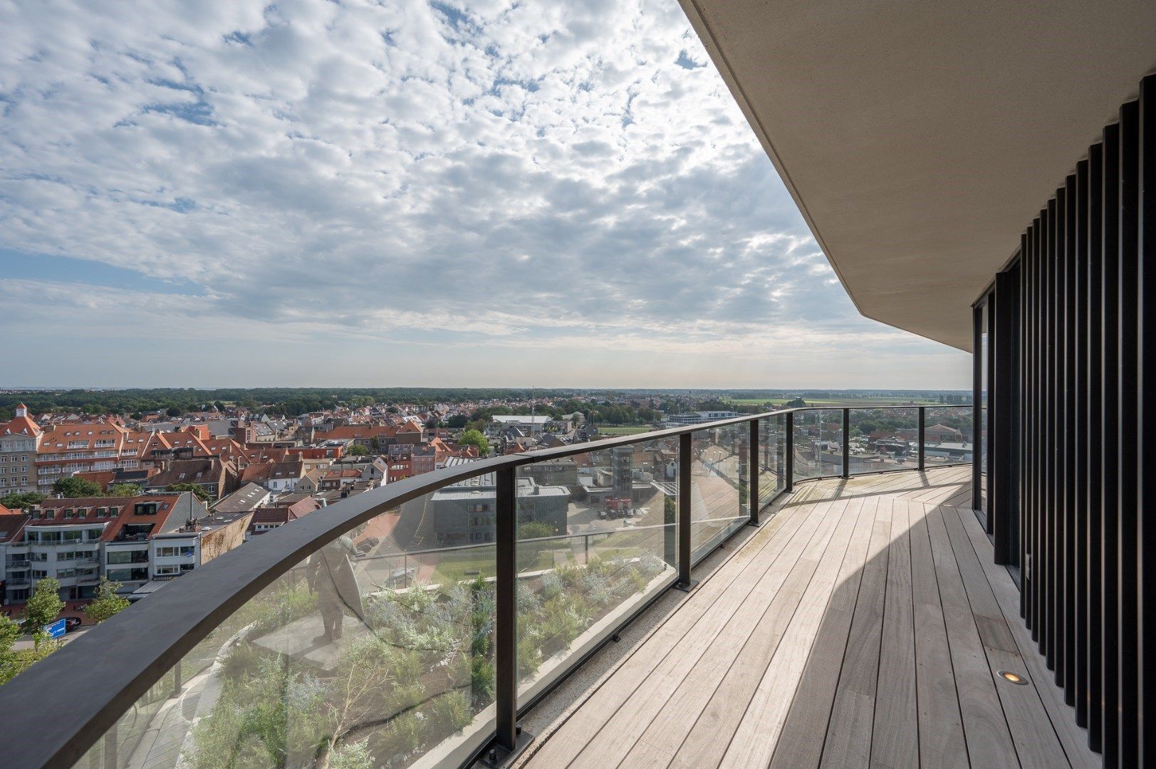 Living at high level: nieuwbouw appartement gelegen in de residentie the Tower te Duinenwater foto {{pictureIndex}}