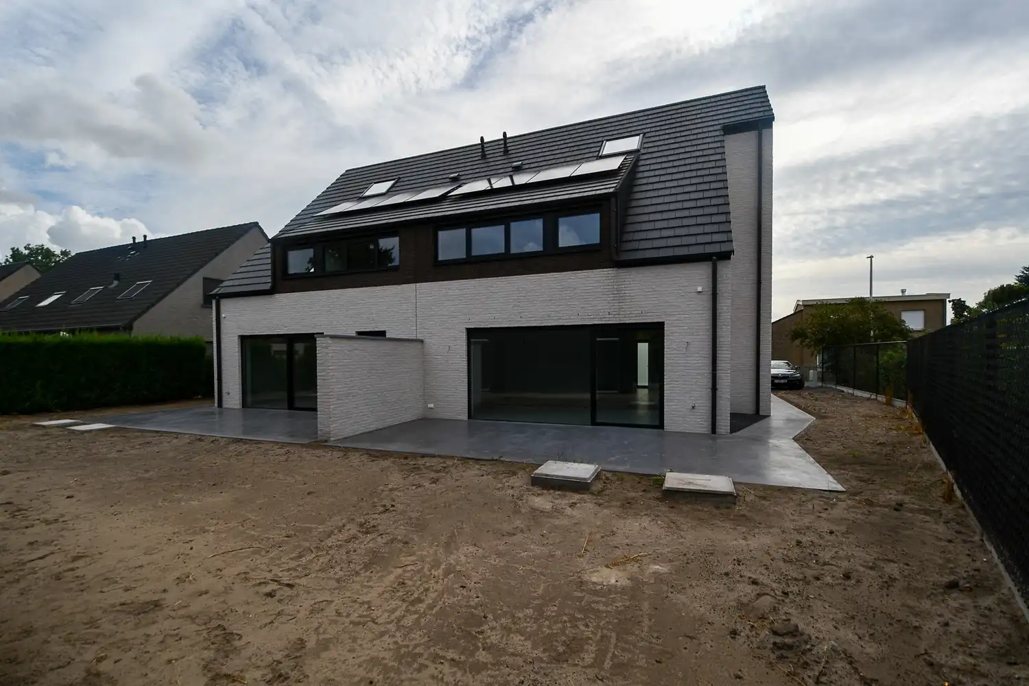 Instapklare nieuwbouwwoning met 4 slaapkamers en hoge afwerkingsgraad foto 19