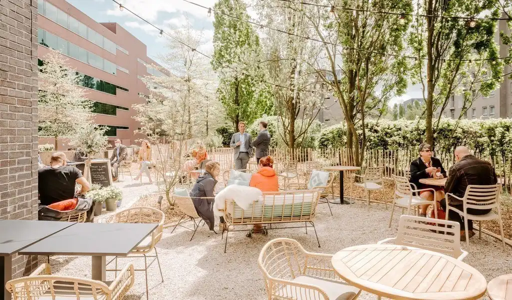 Gelijkvloers kantoor te huur in The Sage in Berchem foto 17