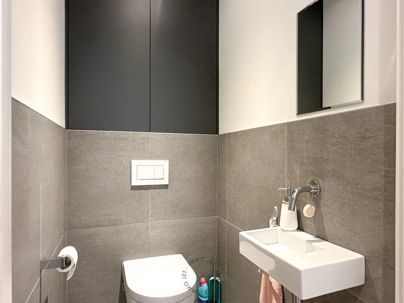 Ruim appartement met prachtig zicht op de Grote Markt in Beveren foto 3