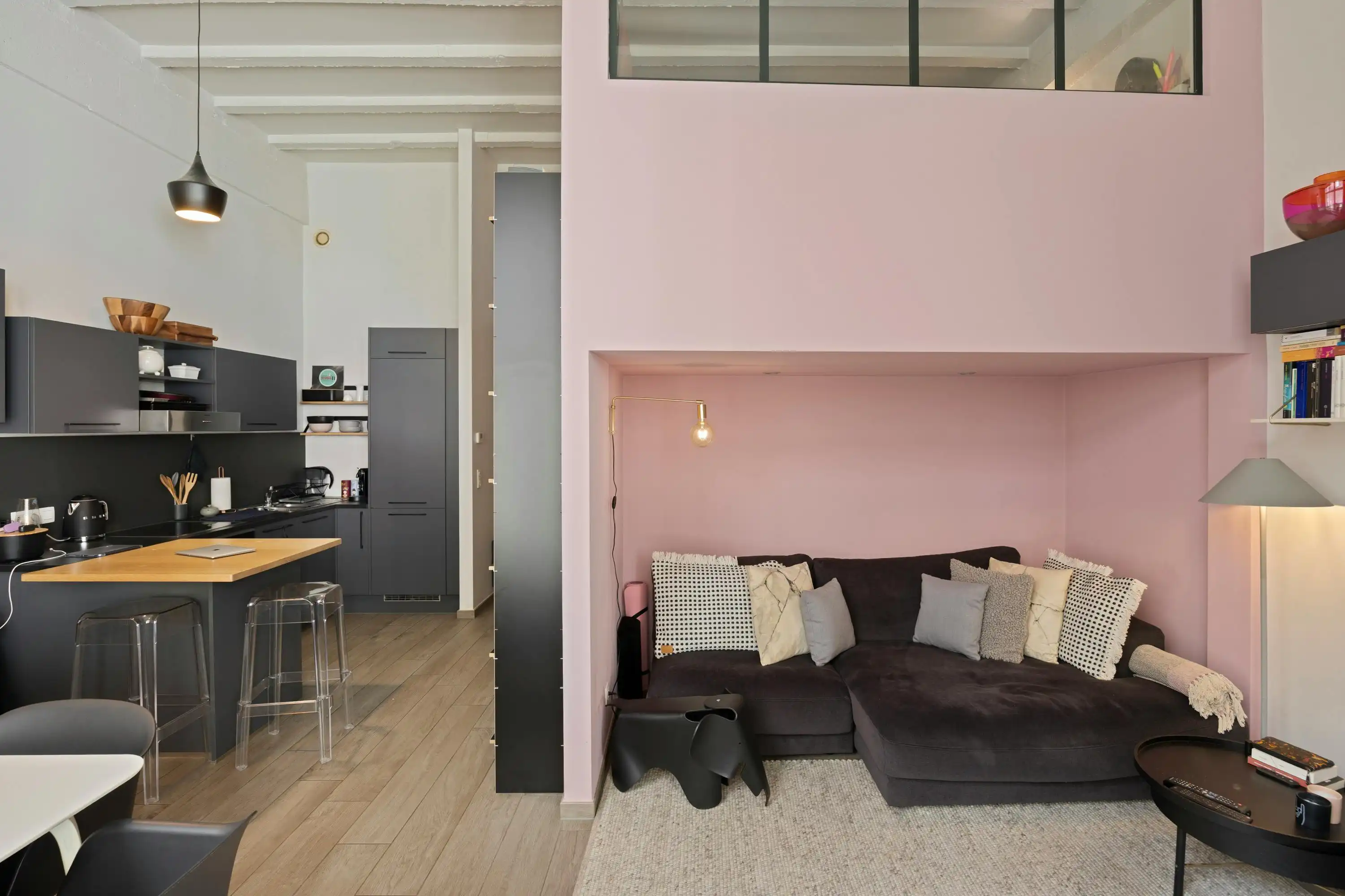 Prachtig 1-kamerappartement aan Sint-Katelijne te koop foto 5