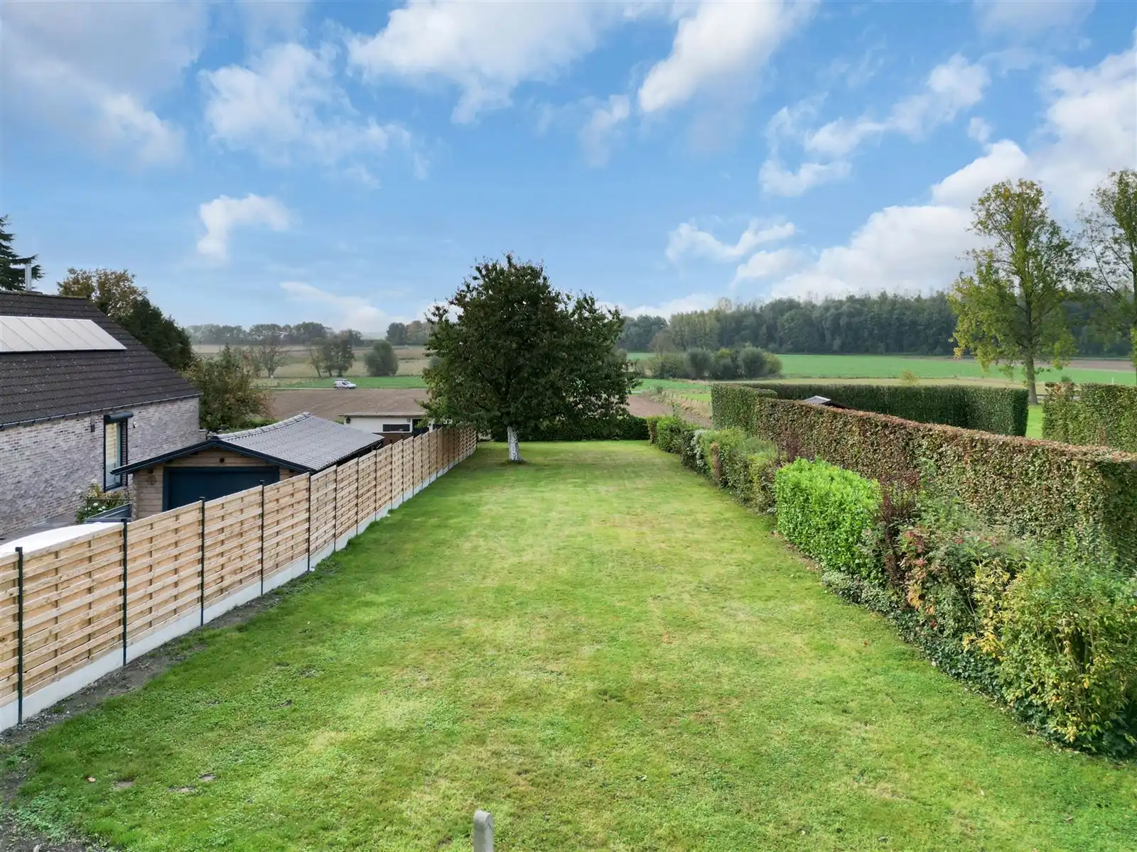 TE KOOP – Bouwgrond in Bois-de-Lessines! foto 3