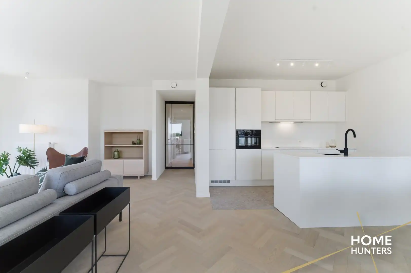 Luxe nieuwbouwappartement met ruim terras (19m²) 2 slaapkamers en 2 badkamers foto 12