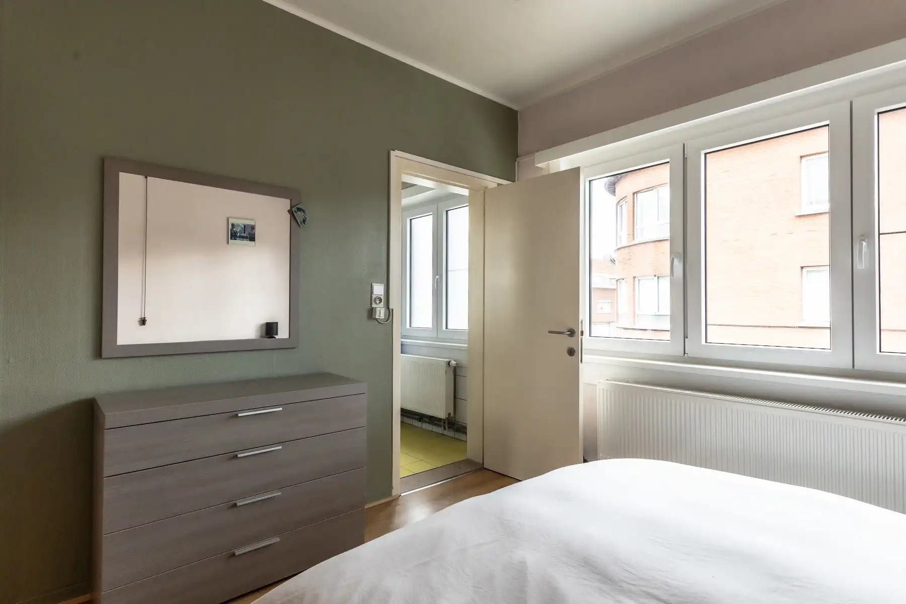 Appartement te koop in Merksem – 2 slaapkamers – lage kosten foto 7