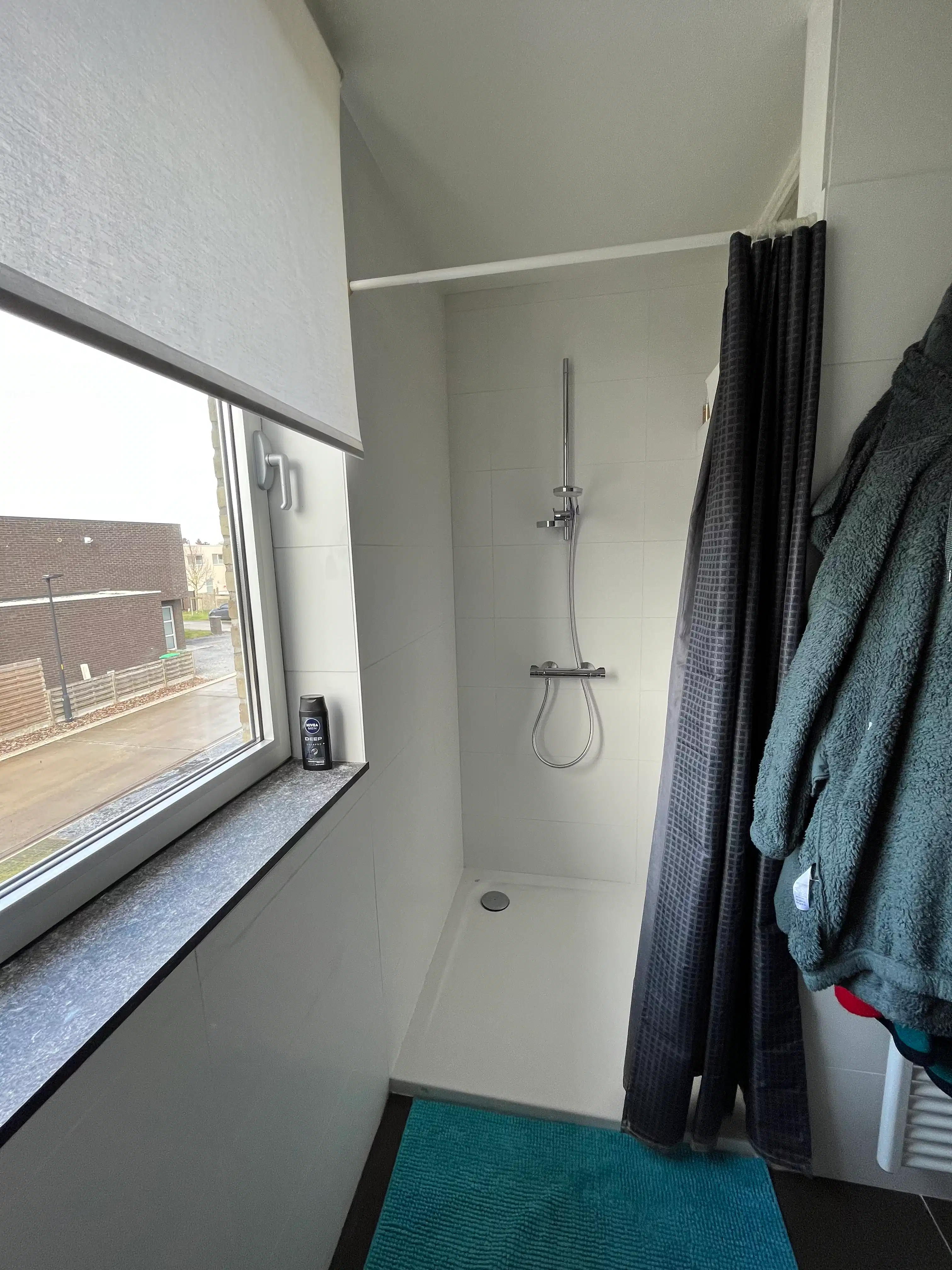 Rustig&centraal gelegen, ruime, lichtrijke woning foto 17
