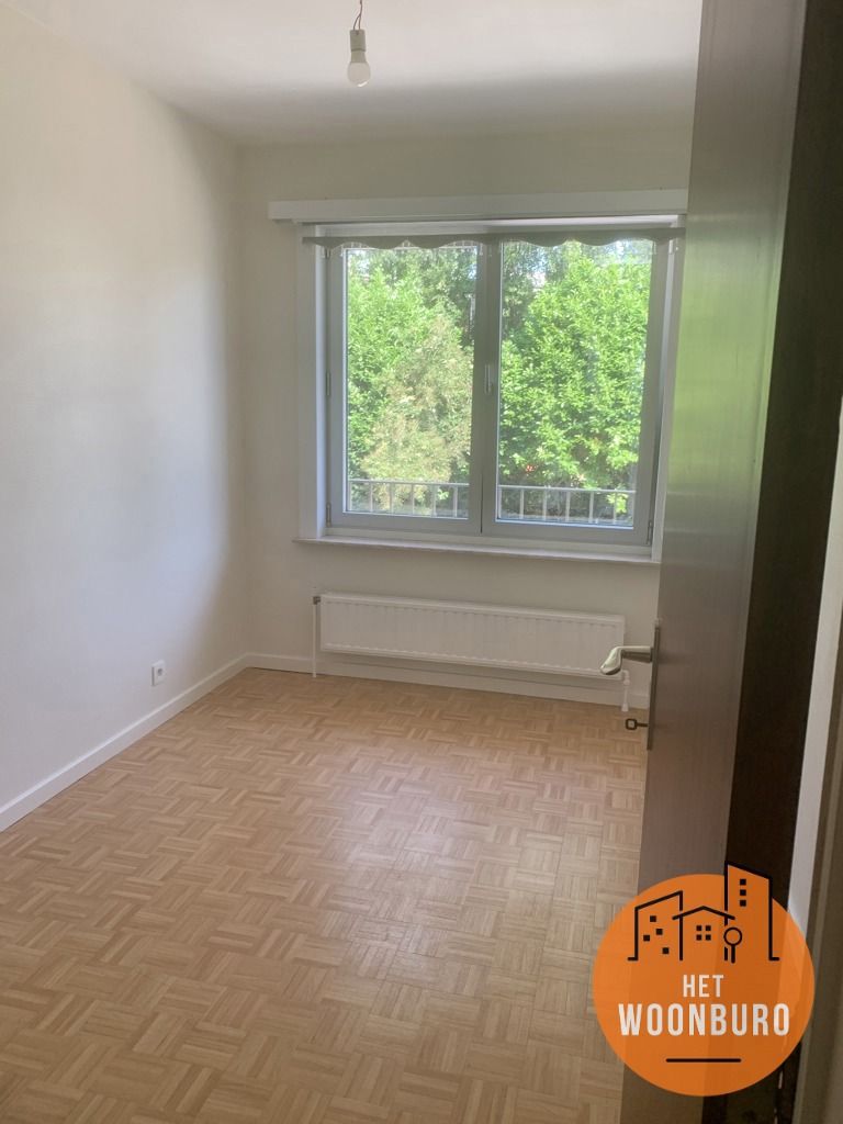 Appartement 2e Rechts + garage foto 9