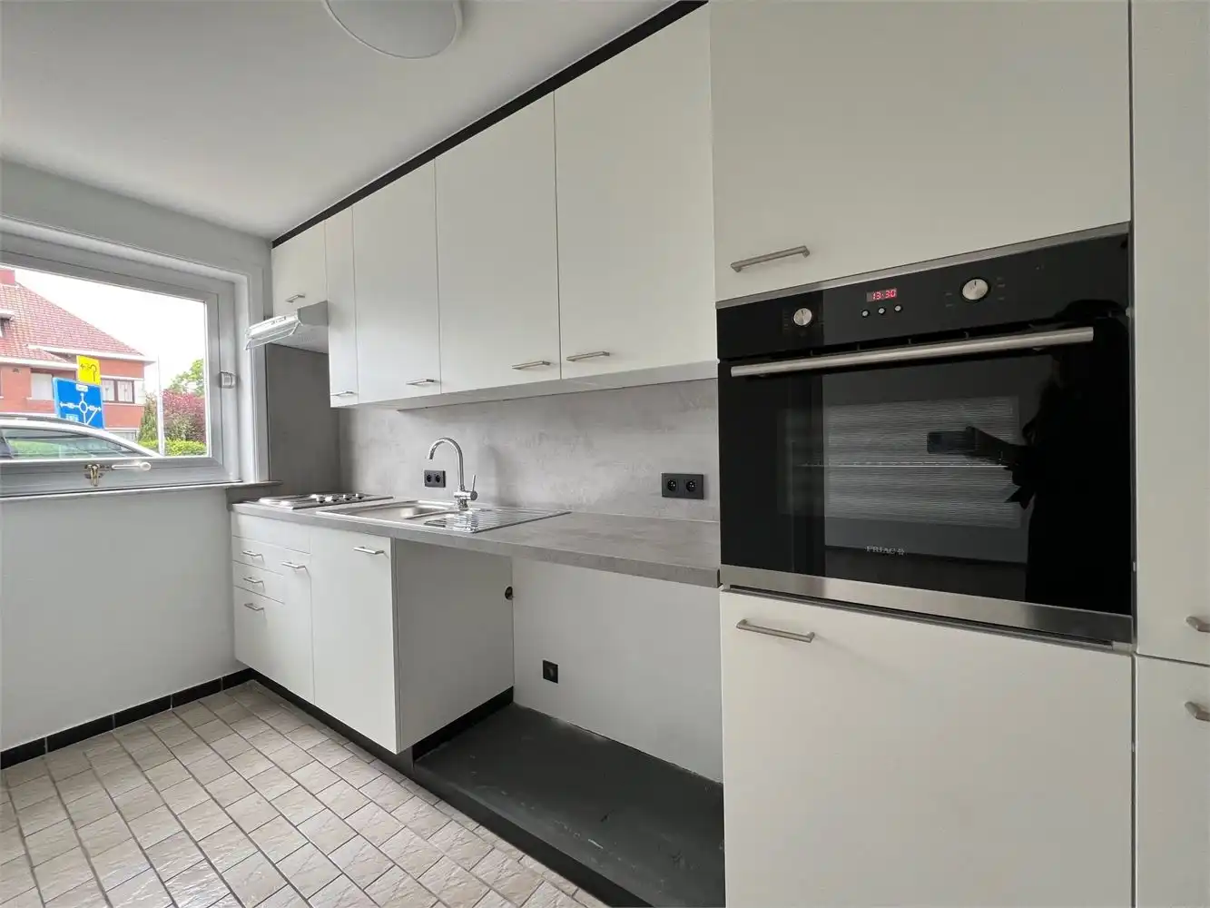 Appartement met 2 slaapkamers nabij centrum van Torhout foto 5