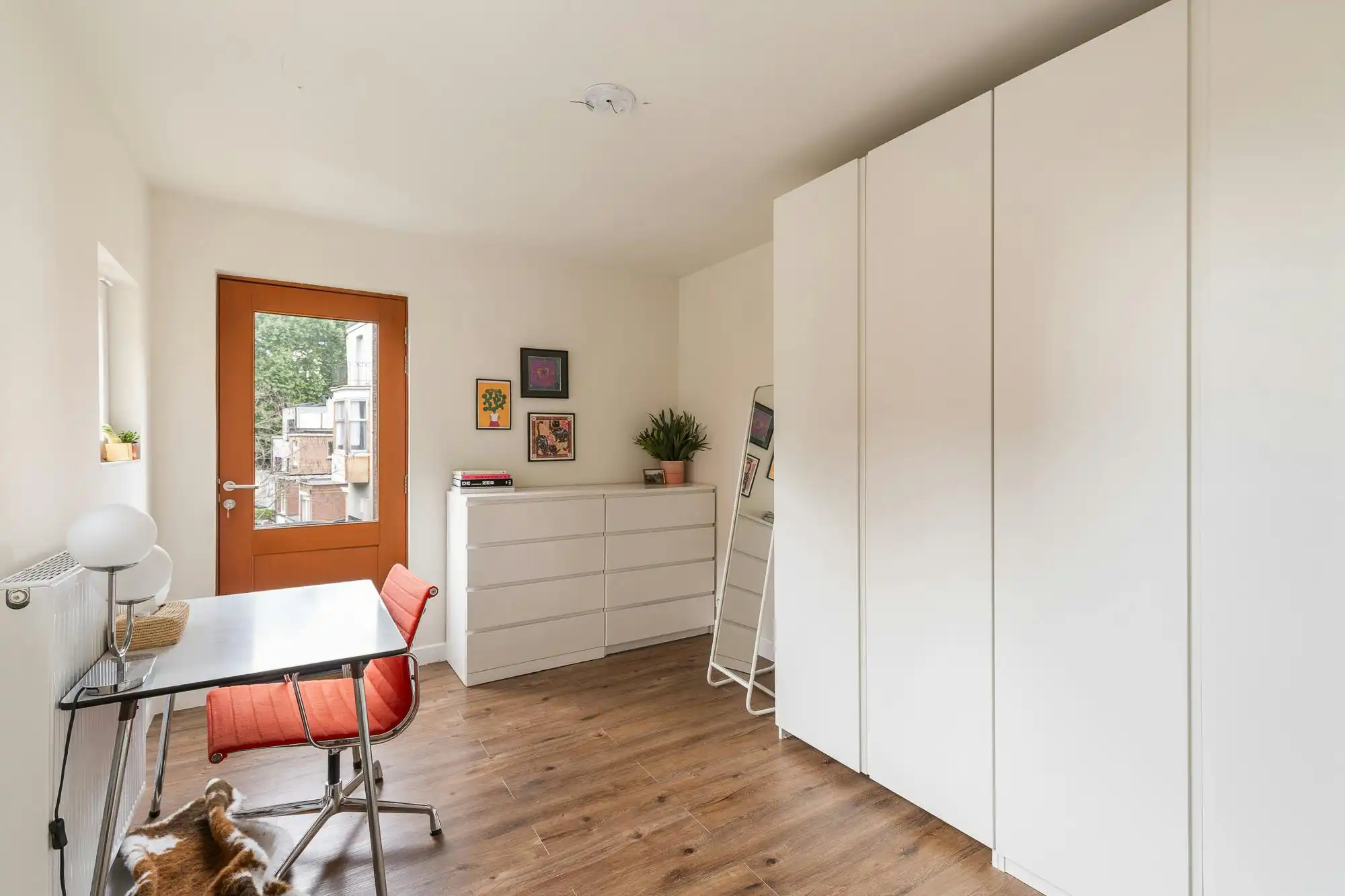 Authentiek opbrengsteigendom te koop in de Markgravewijk foto 35