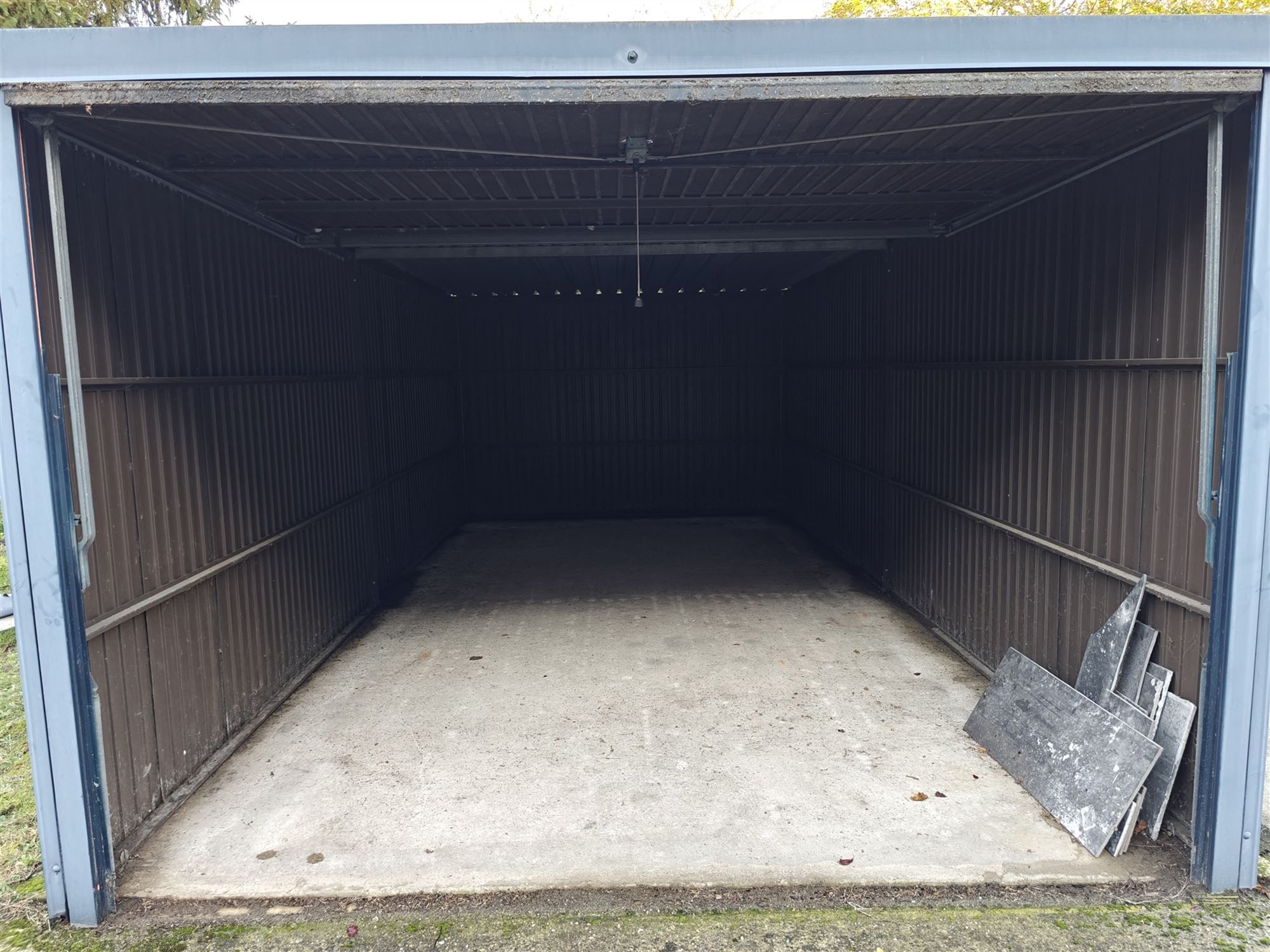 Garagebox - buiten foto 2