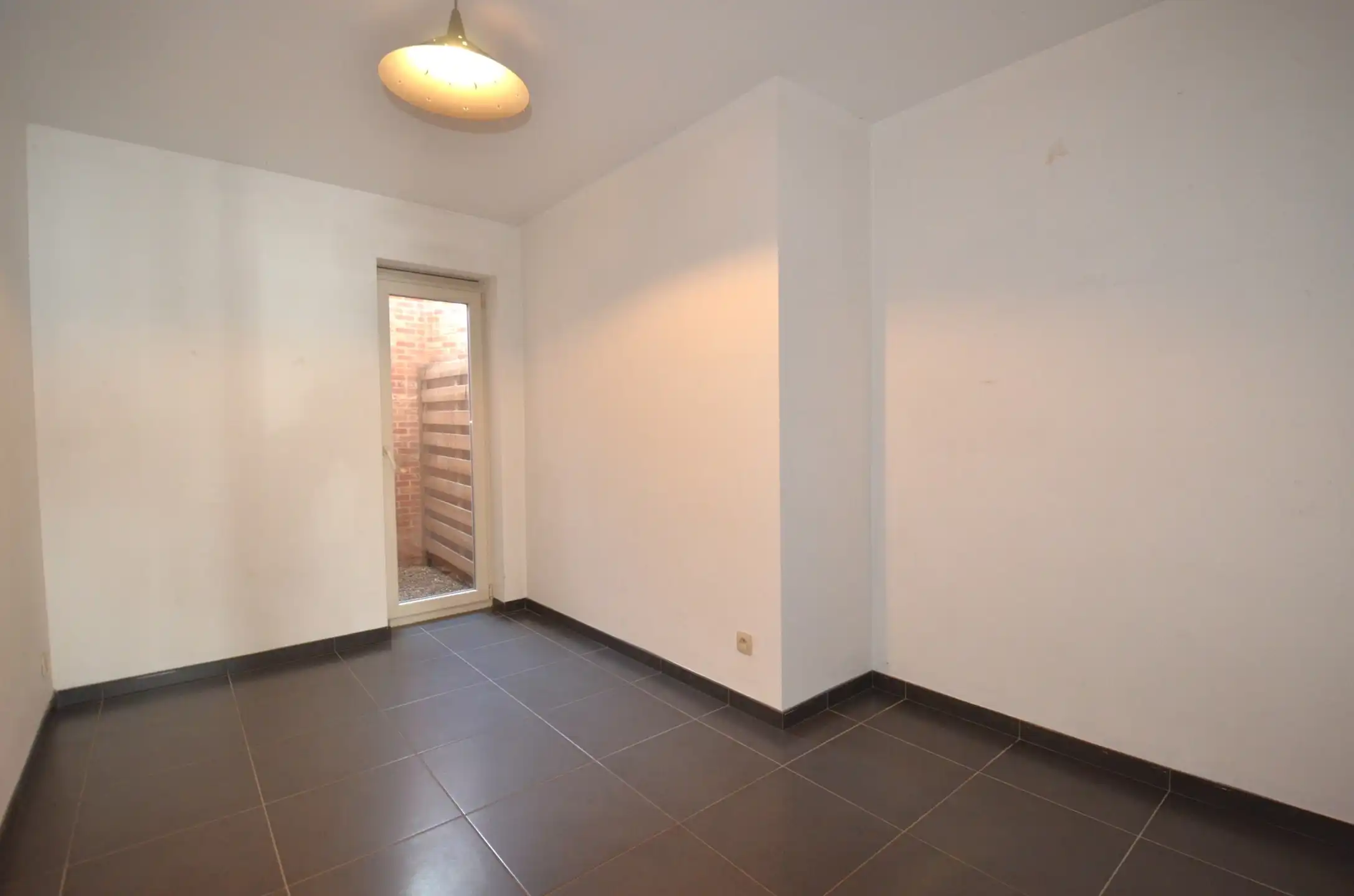 Gelijkvloers appartement met 2 slaapkamers foto 11