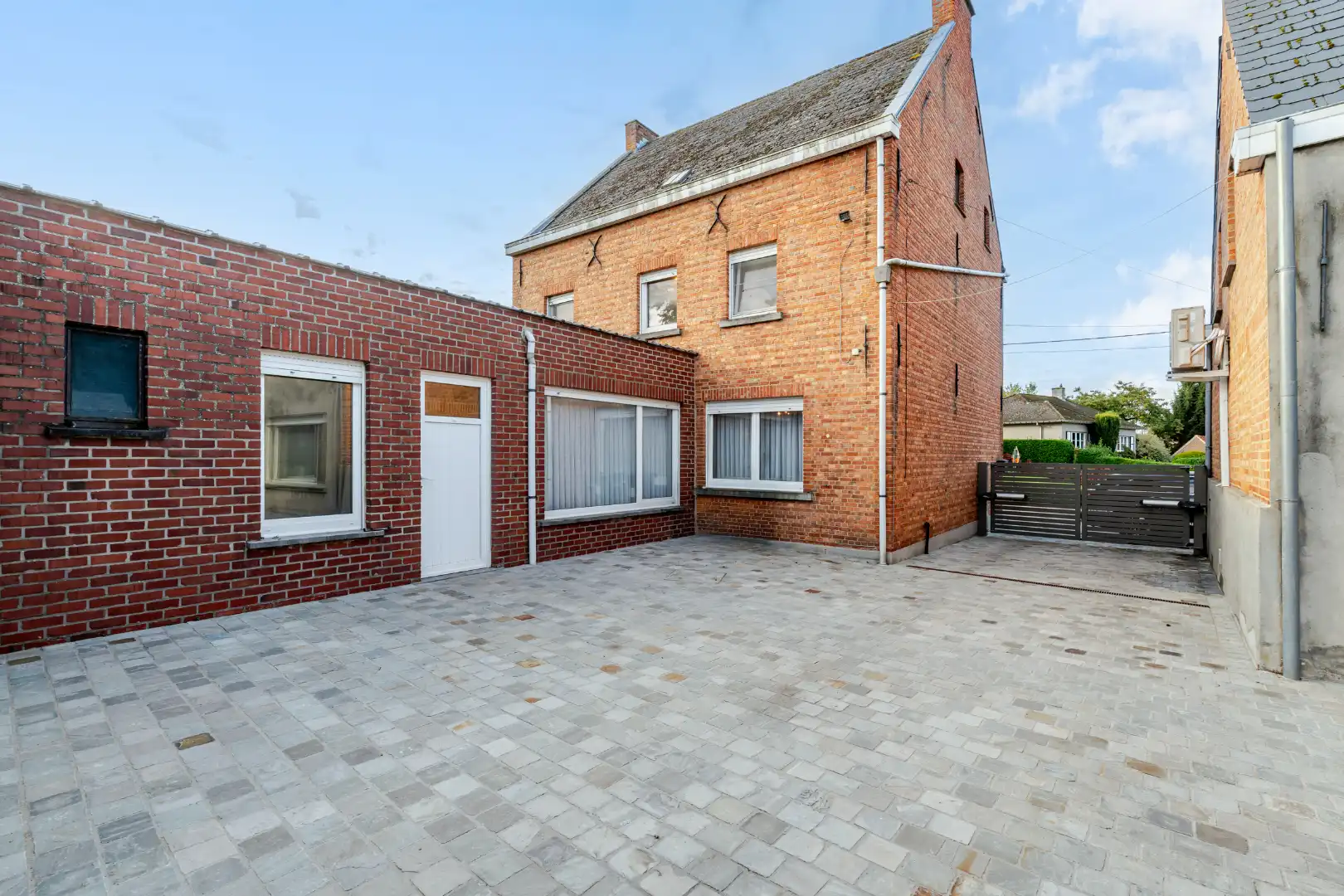 Unieke opportuniteit! 2 aanpalende woningen! foto 12