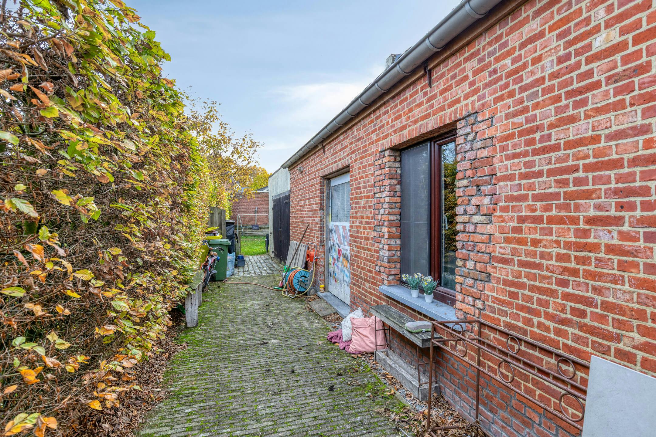 Instapklare gezinswoning met 5 slpks te koop in Essen-Horendonk foto 24