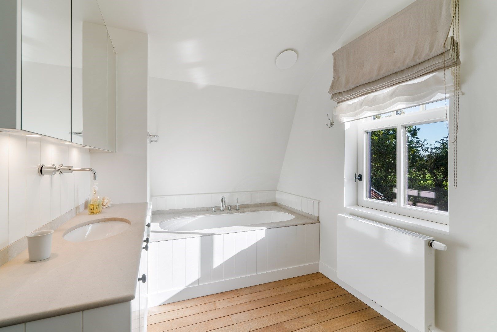 Prachtig vernieuwde landelijke woning in Retranchement  foto 11