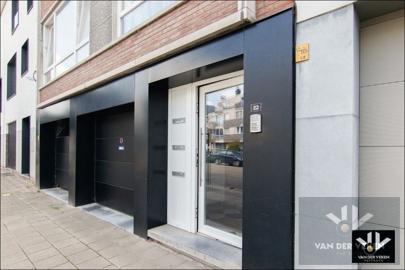 INSTAPKLAAR 2-SLPKAPP OP WANDELAFSTAND VAN HET CENTRUM foto 2