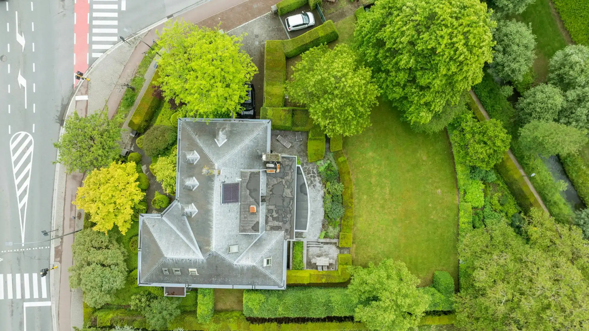 Exclusieve villa met aparte ingang voor vrij beroep in Grimbergen  foto 32