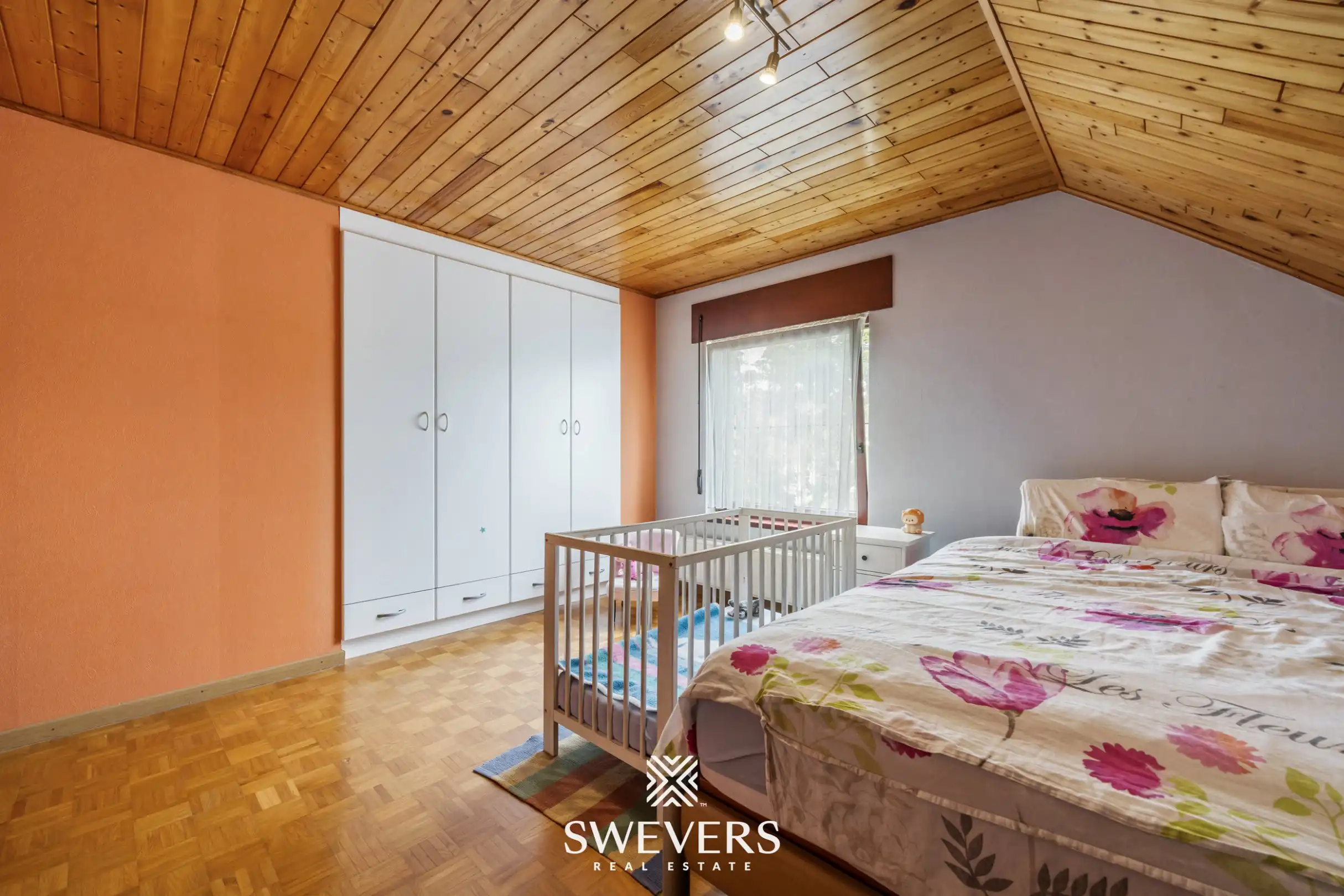 Ruim wonen in alle rust: open gezinswoning (242 m²) op breed perceel van 13 are in Herk-de-Stad foto 14