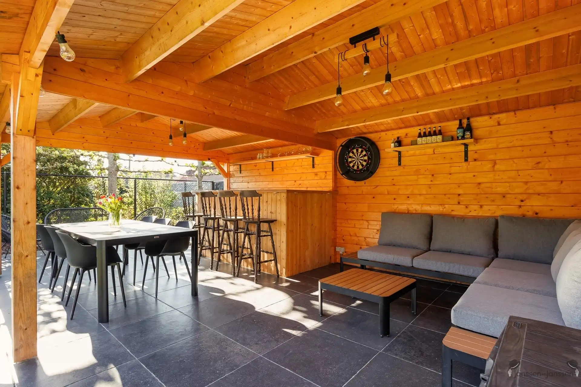 halfopen bebouwing met 3 slpkmrs & tuin foto 9