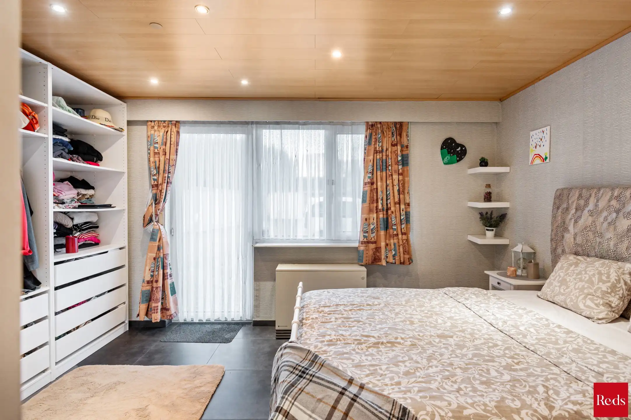 Ruim en verzorgd gelijkvloers appartement met 3 slaapkamers foto 13