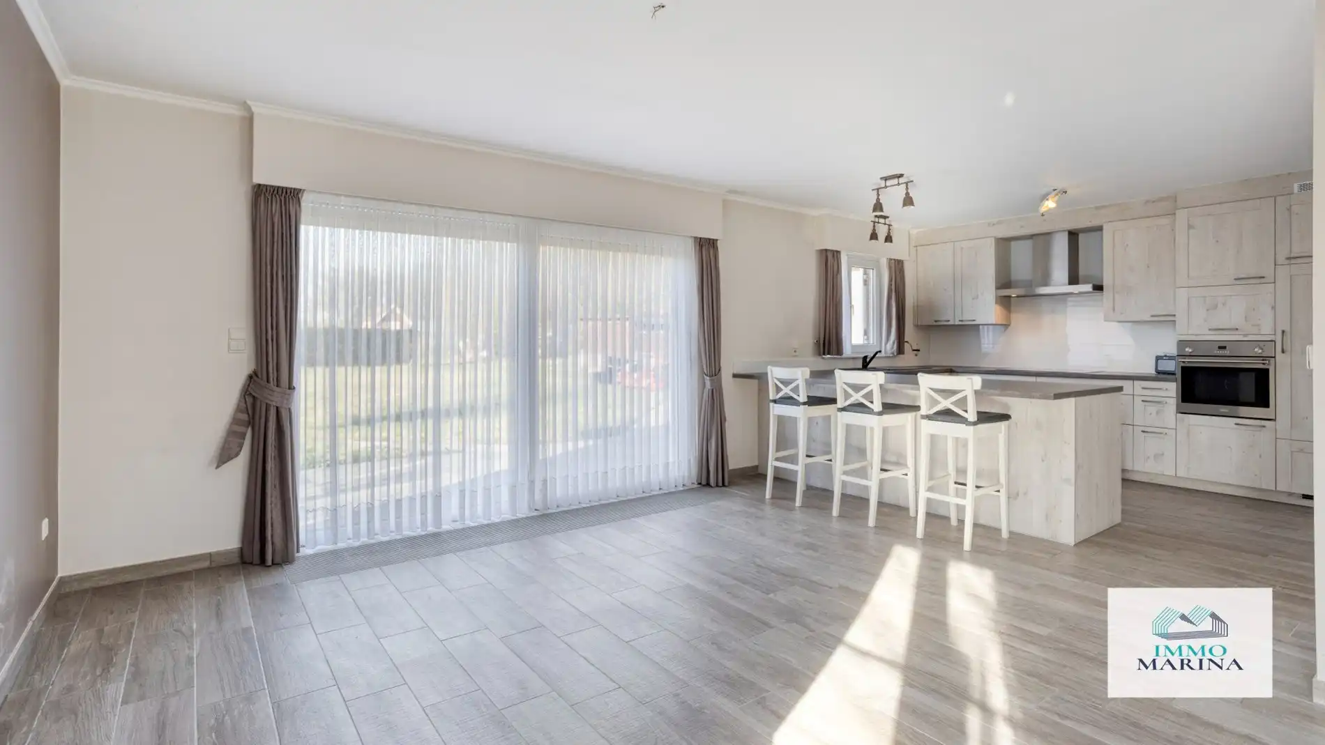 Gelijkvloerse woning met tuin en garage op 15a31ca foto 5