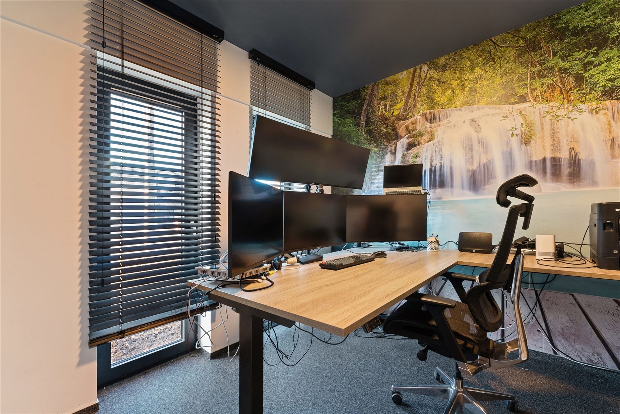 MODERNE EN RECENT GEBOUWDE WONING MET 5 SLAAPKAMERS OP EEN RUIM PERCEEL VAN 13A46CA TE PAAL foto 12