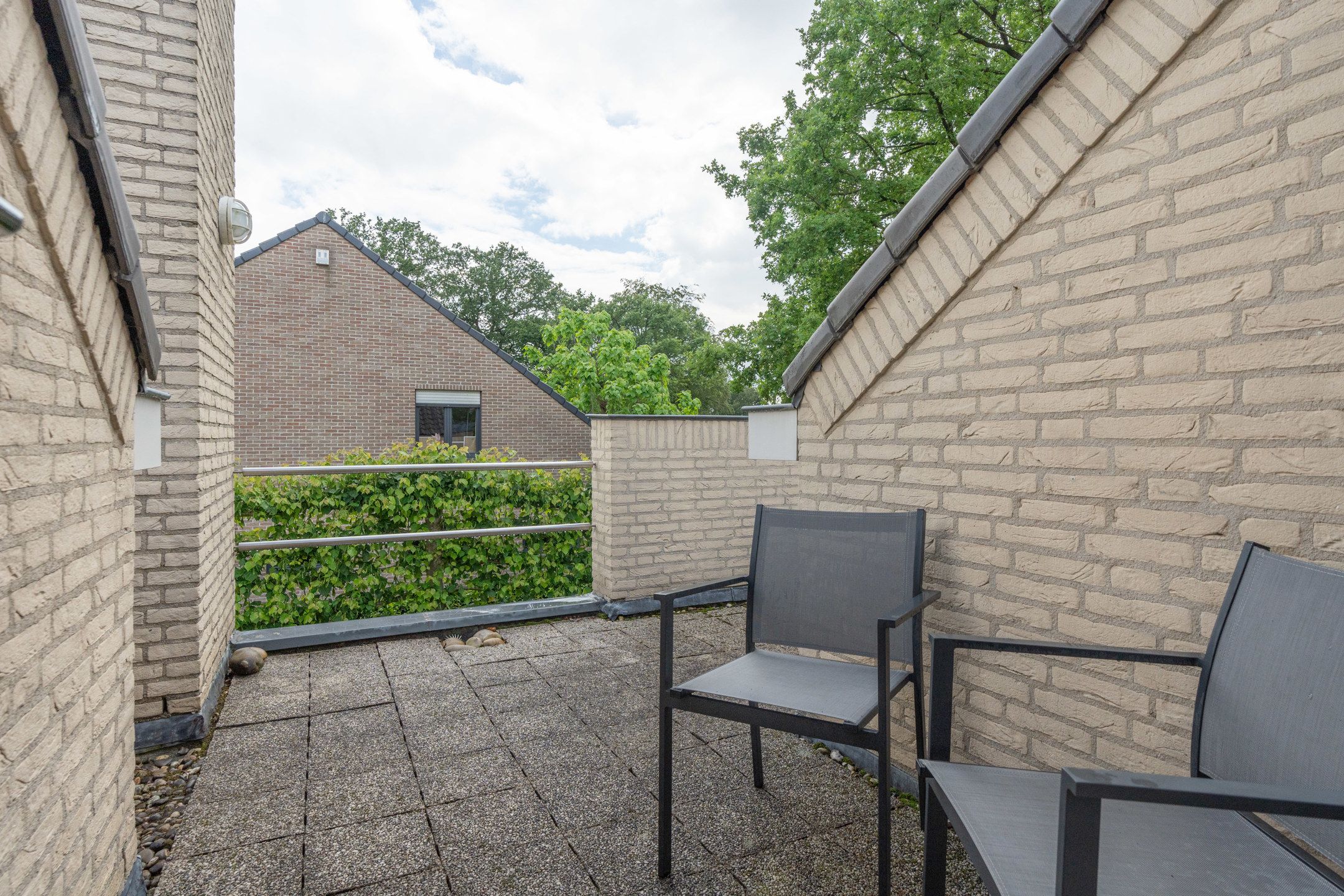 Unieke instapklare villa op 1500 m² te Oud-Turnhout foto 38