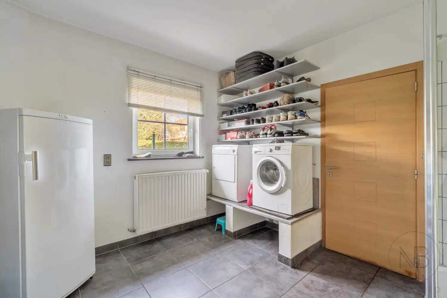 Ruime zuiderse gezinswoning  met 3 slaapkamers foto 17