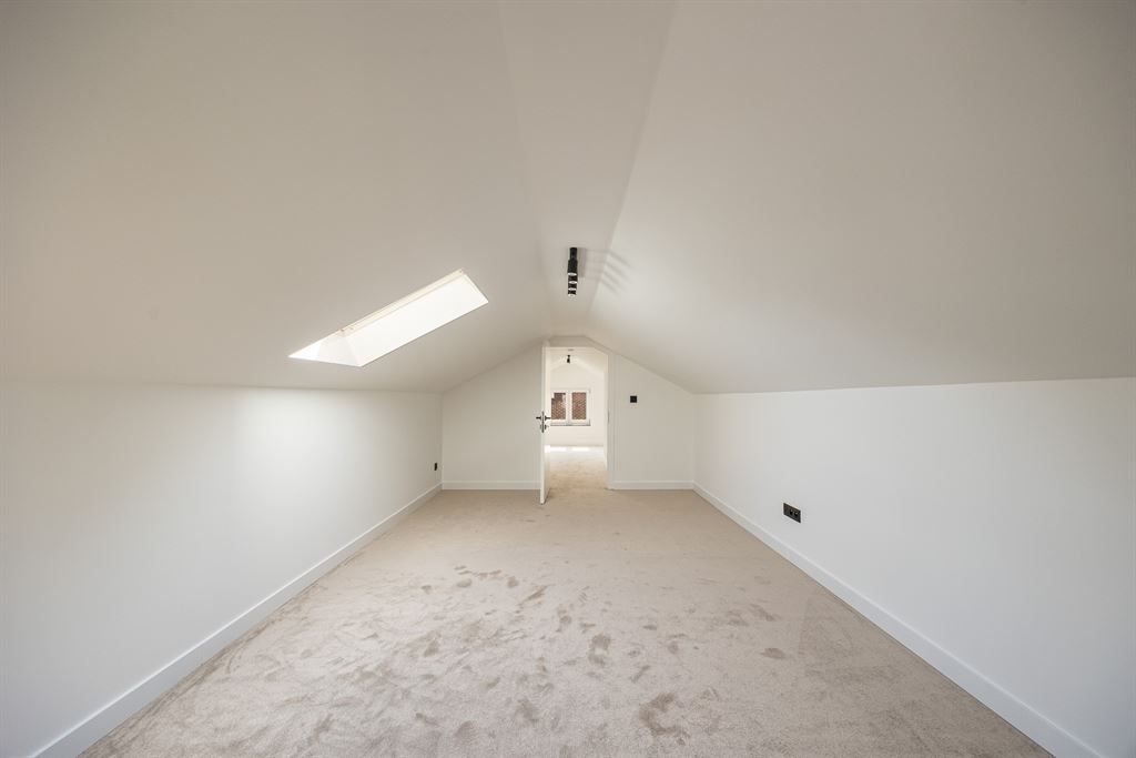 Stijlvol gerenoveerde villa met ruime tuin foto 19
