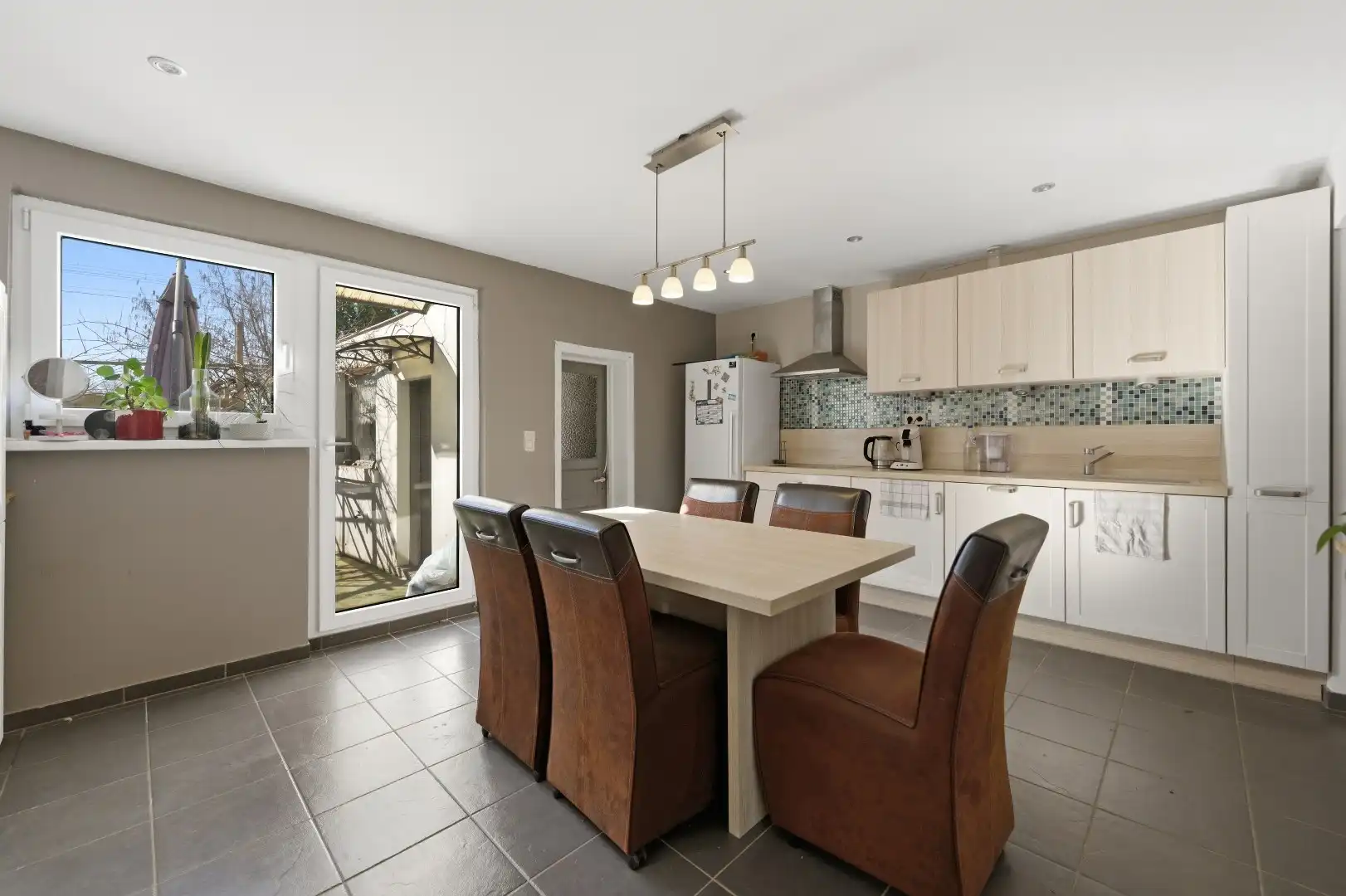 Instapklare gezinswoning op een goede ligging aan de Tiense stadsrand. foto 11