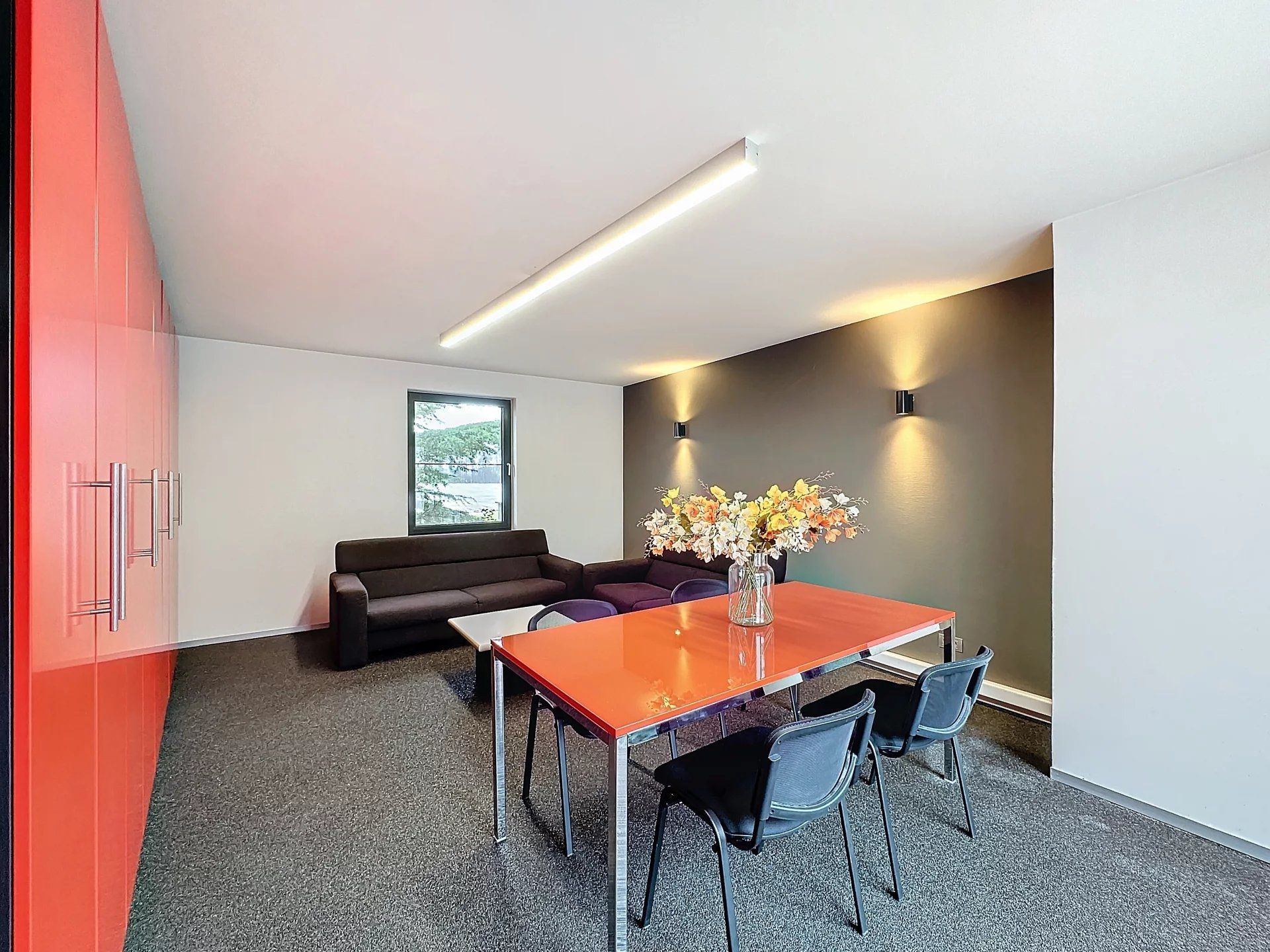 Unieke moderne woning met een dubbele bestemming op een perceel van 29a24ca. foto 53