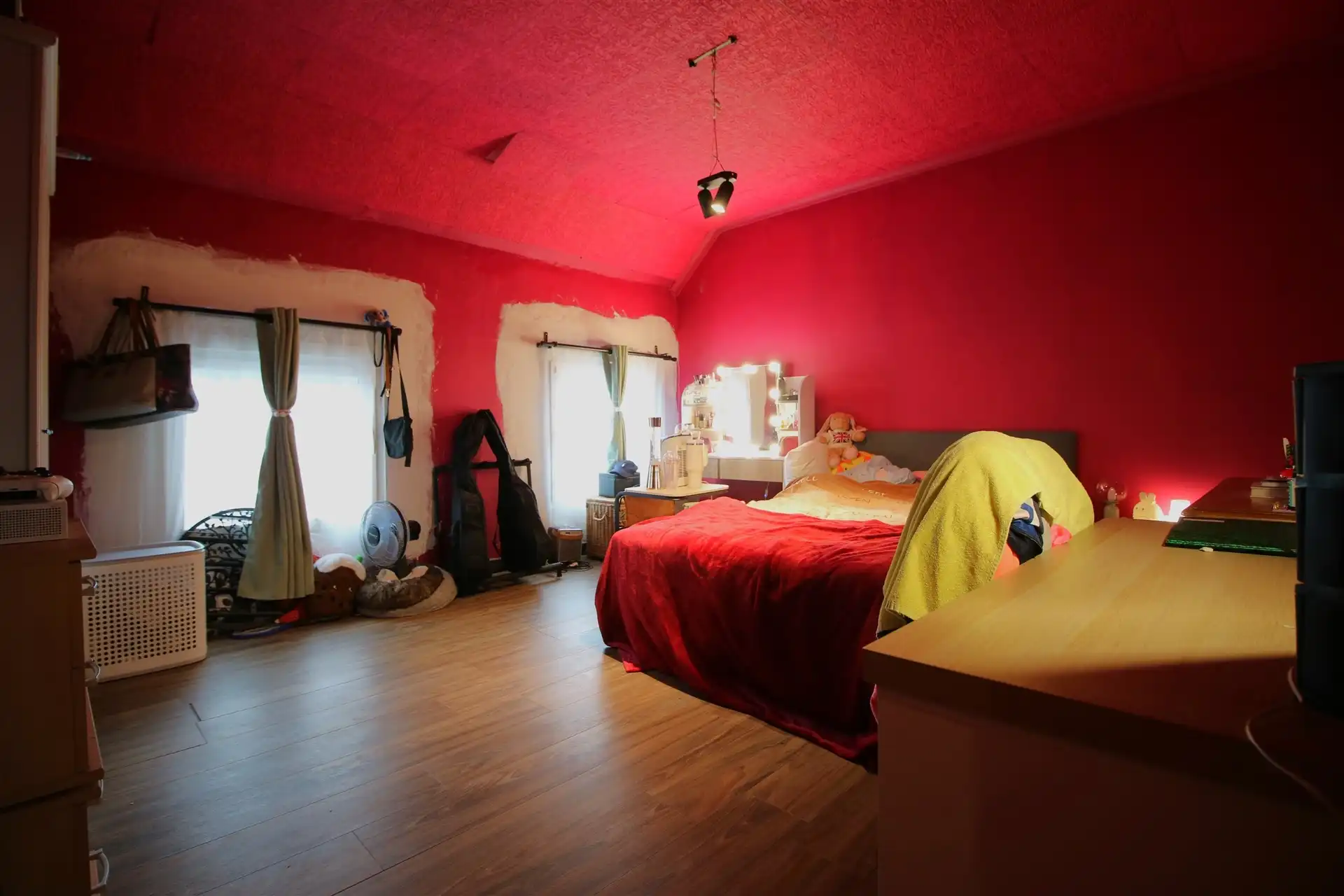 Knusse woning met terras in centrum Londerzeel foto 16