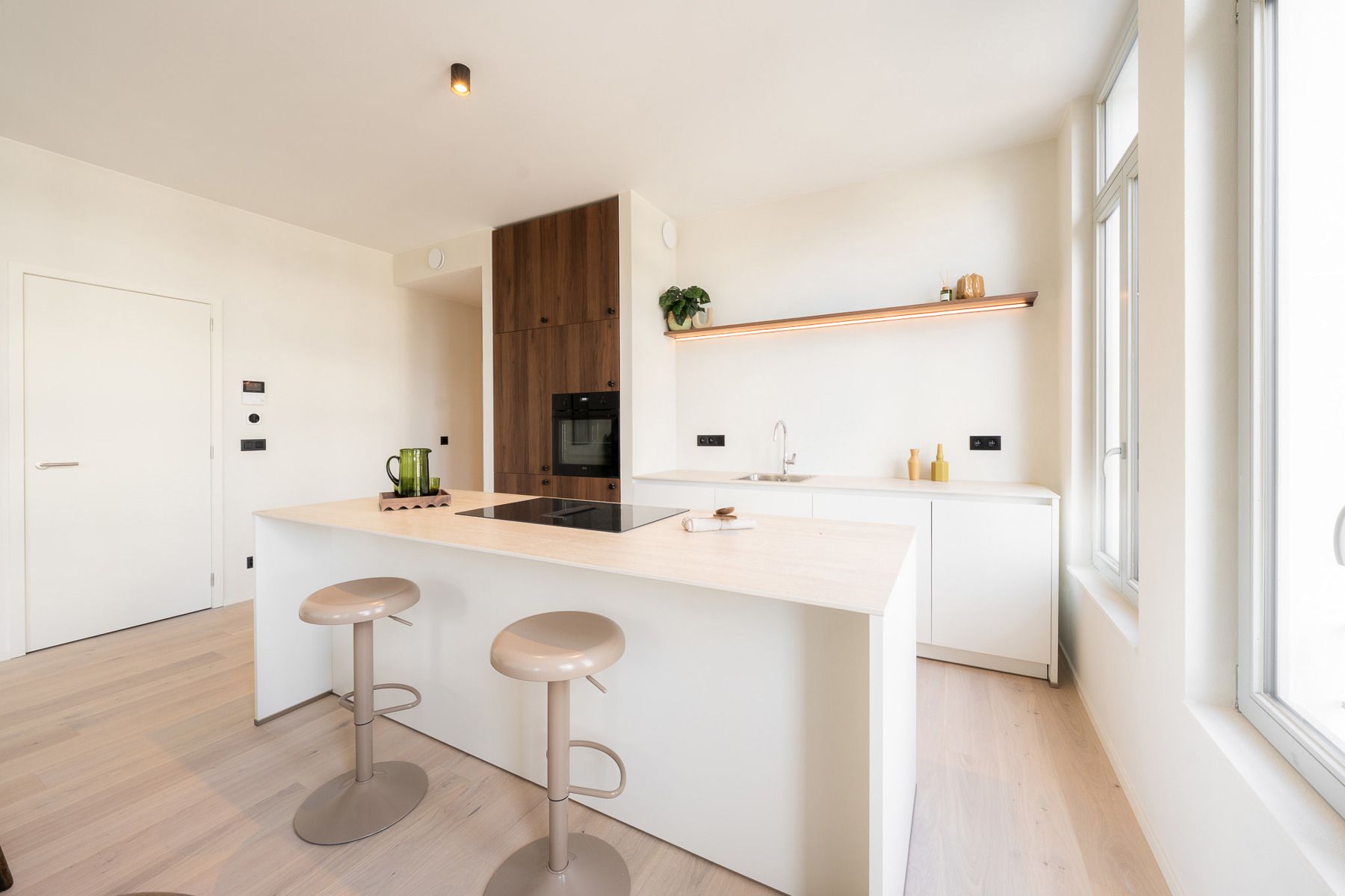 Luxe appartement in de hippe Sint-Andries wijk foto 9
