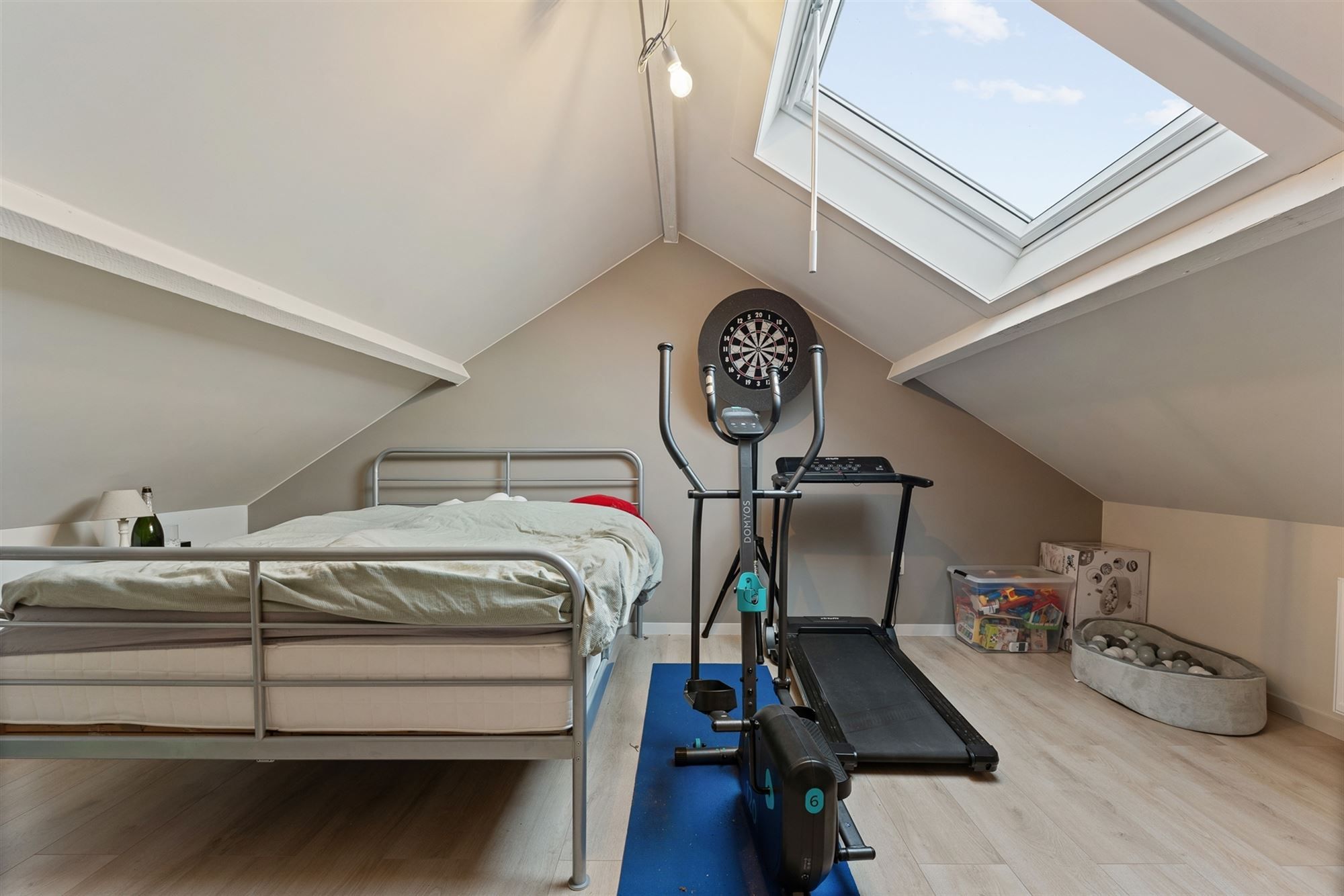 PRACHTIGE , INSTAPKLARE WONING OP TOP-LIGGING! foto 17