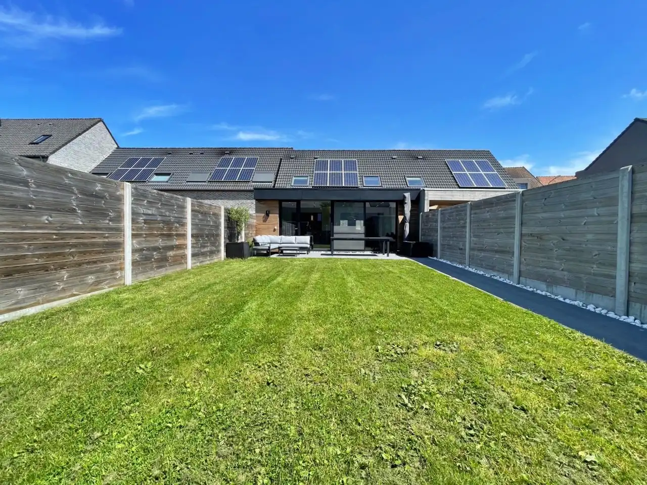 Recente woning te Diksmuide (Keiem) foto 19