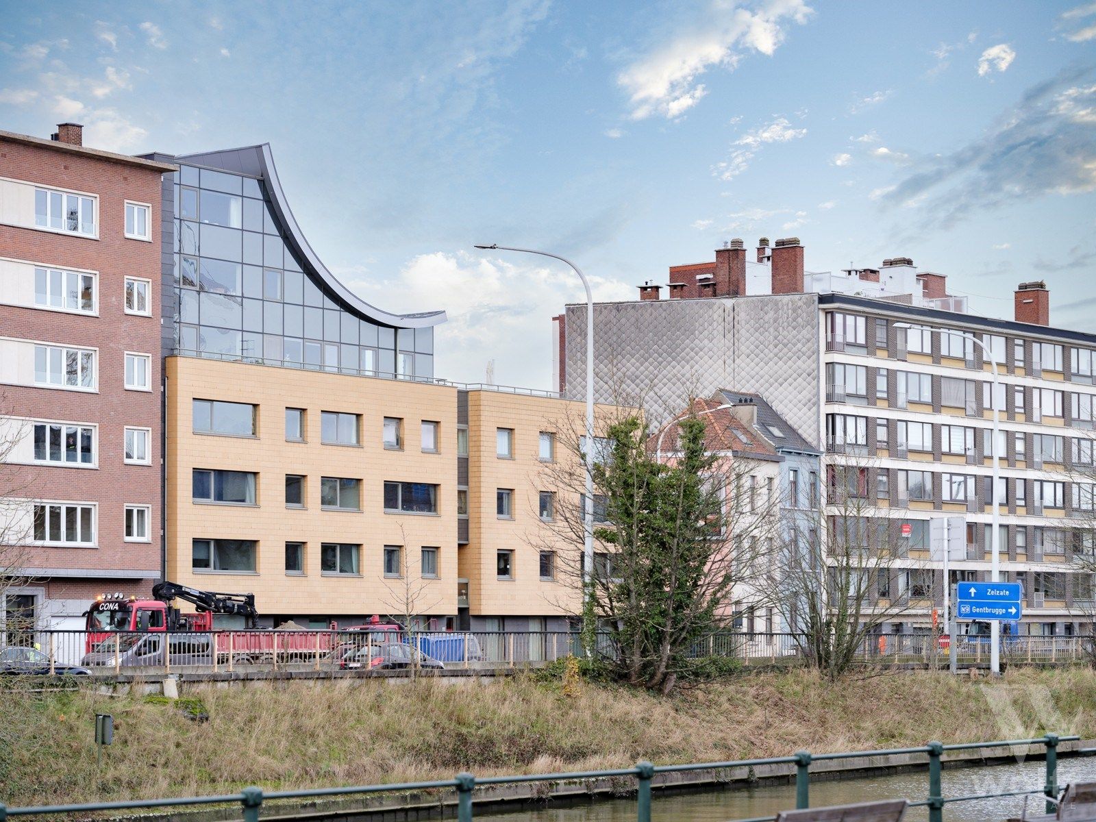 Instapklaar appartement met zonneterras en topligging foto {{pictureIndex}}