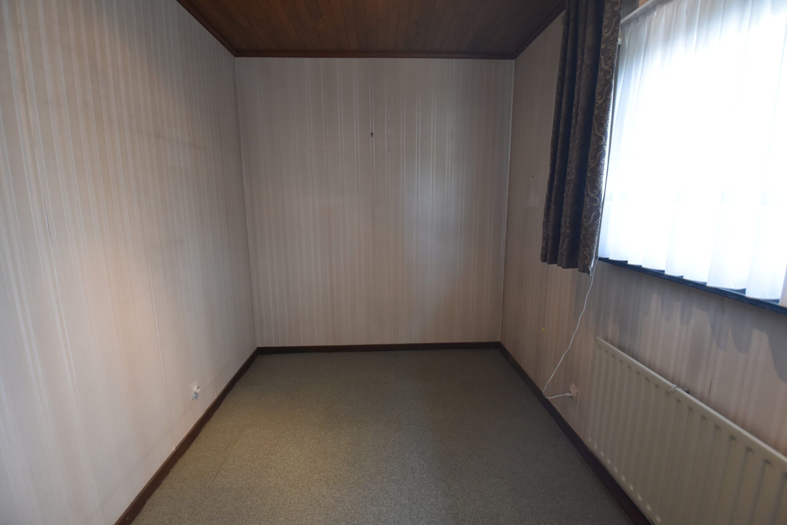 Rustig gelegen halfopen woning met tuin en garage in Sint-Niklaas foto 13