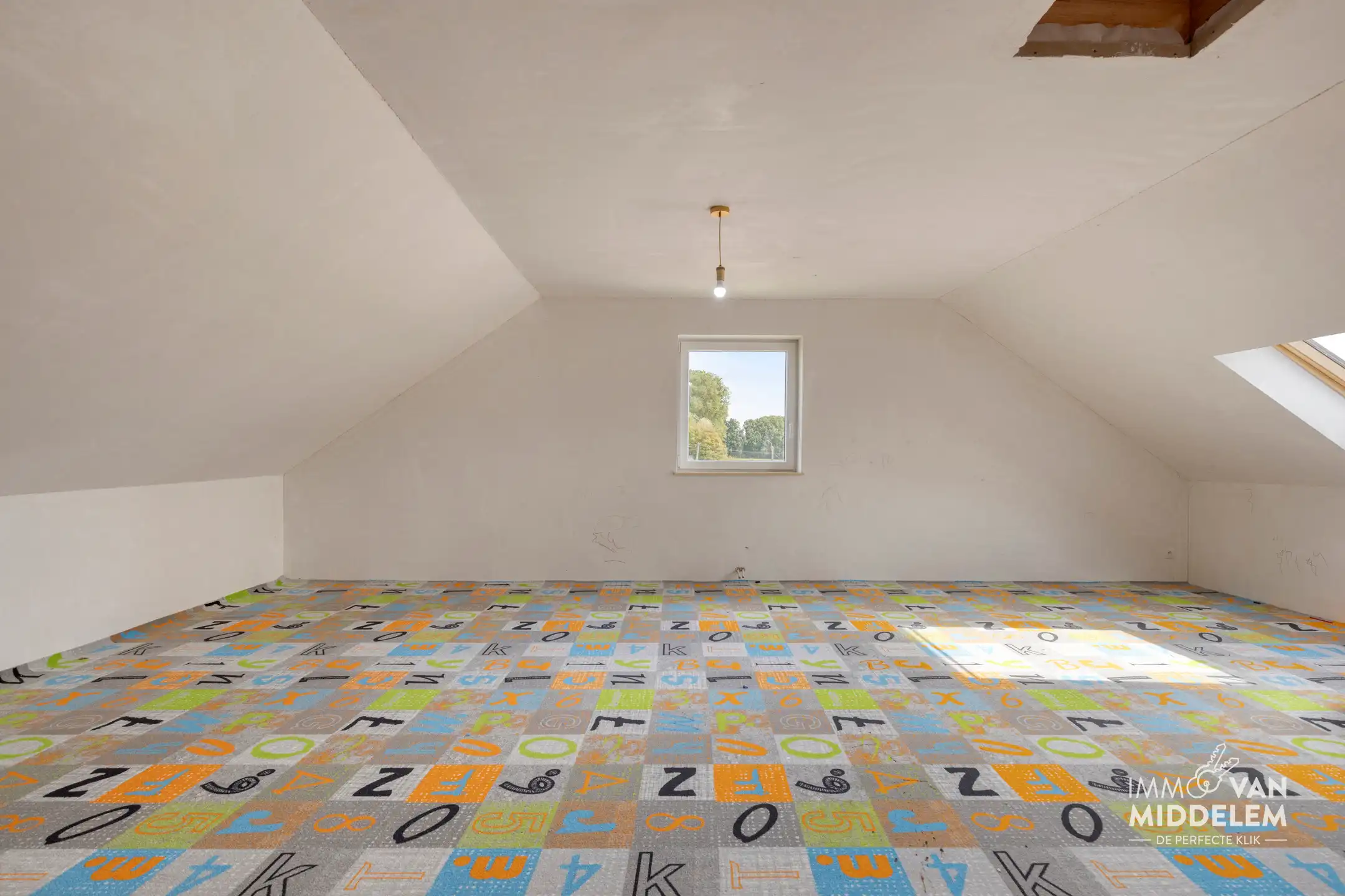 INSTAPKLARE ENERGIEZUINIGE WONING MET 4 SLPK, GARAGE EN TUIN foto 19