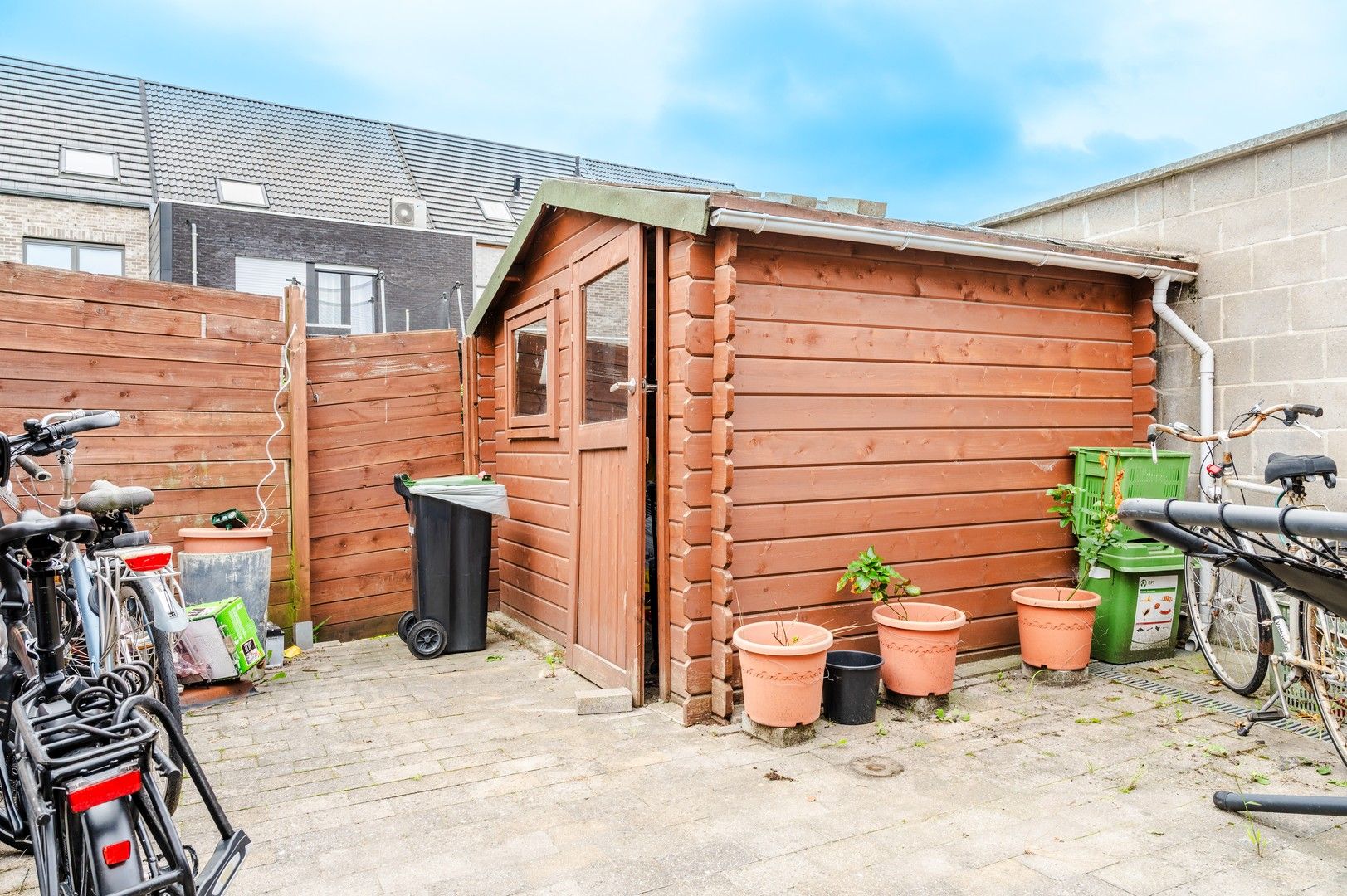 Recent gerenoveerde woning met 3 slaapkamers en tuin foto 16