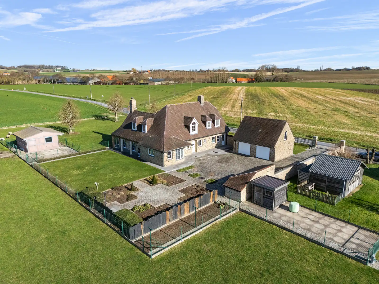 Landelijke villa in Sint-Denijs  foto 11