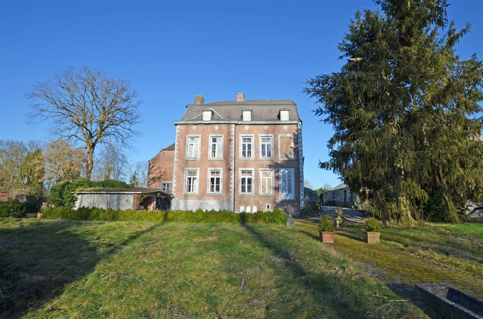 Statige eigendom op een unieke locatie  foto 2