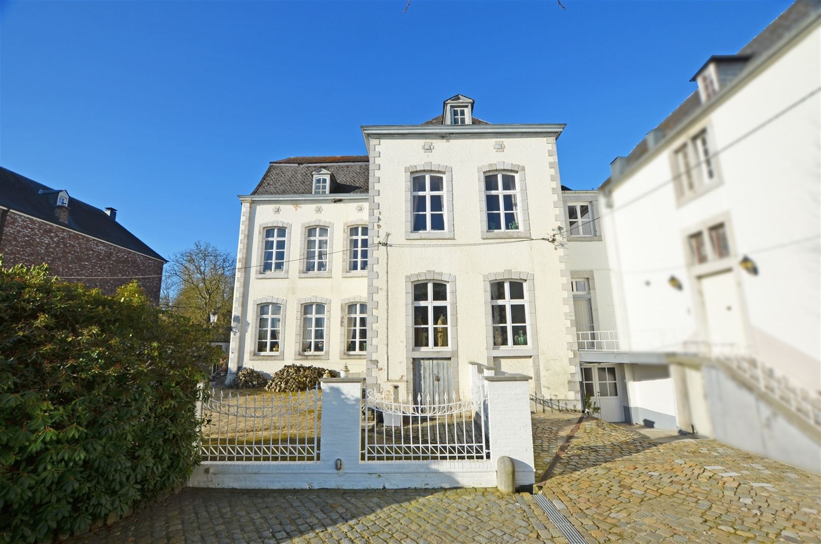 Statige eigendom op een unieke locatie  foto 2