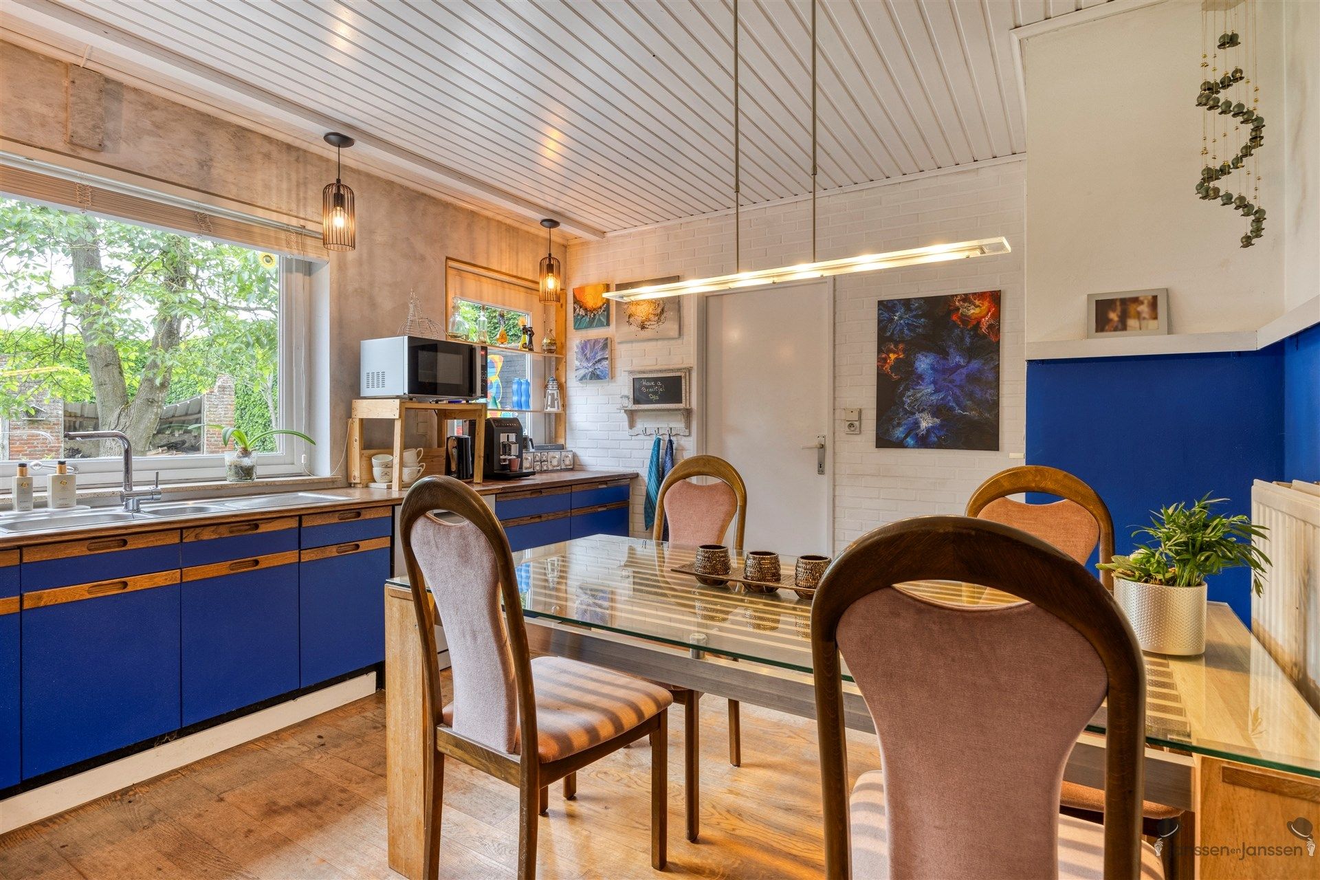Uniek en ruim wonen in het groen te Pelt foto 6