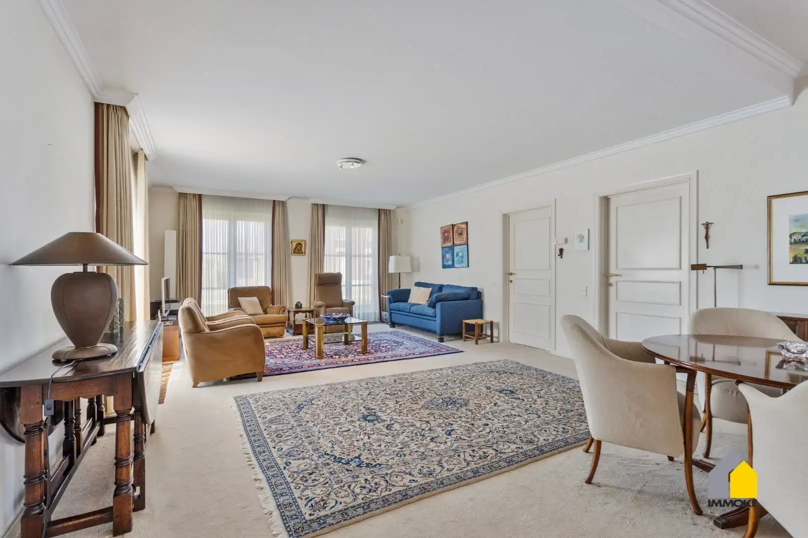 Tijdloze, stijlvolle villa met parktuin op toplocatie. foto 9