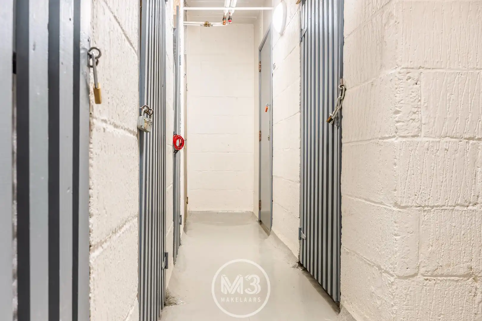 Ruim appartement met 3 slaapkamers en een ruim terras. foto 16