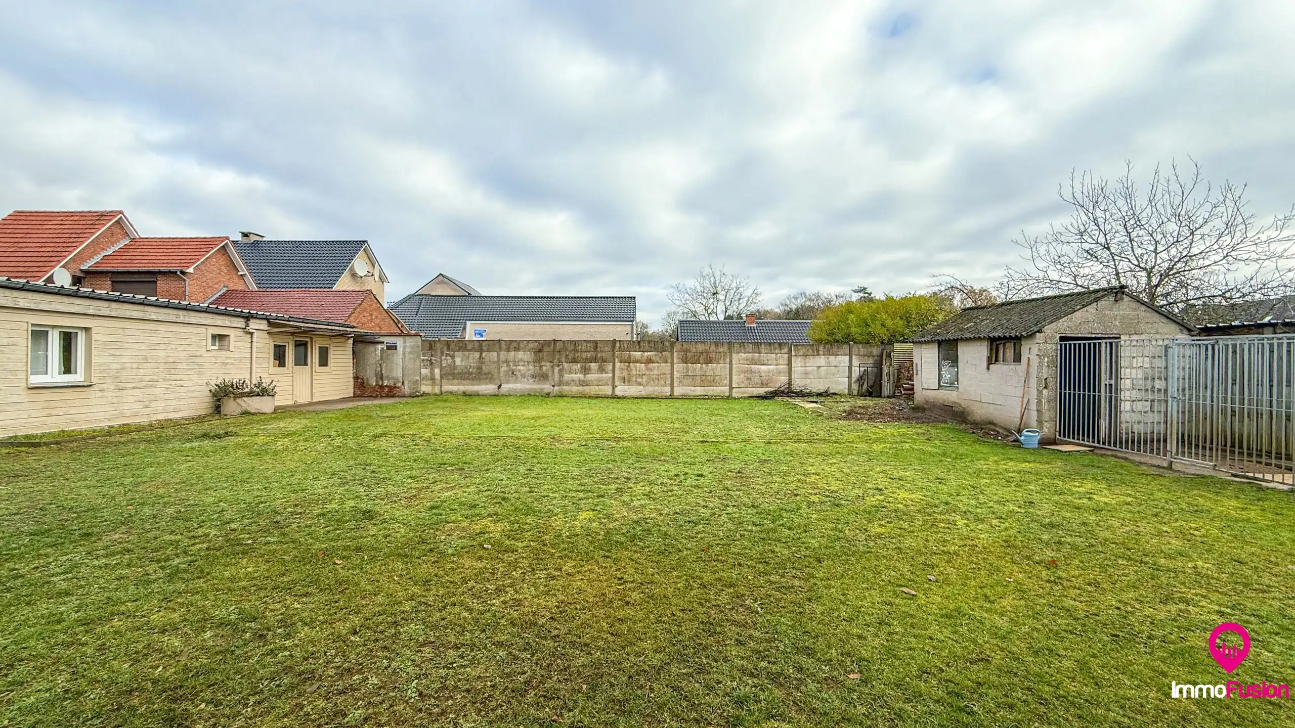 Zeer ruim wonen met 5 slpks en rustig gelegen! foto 37