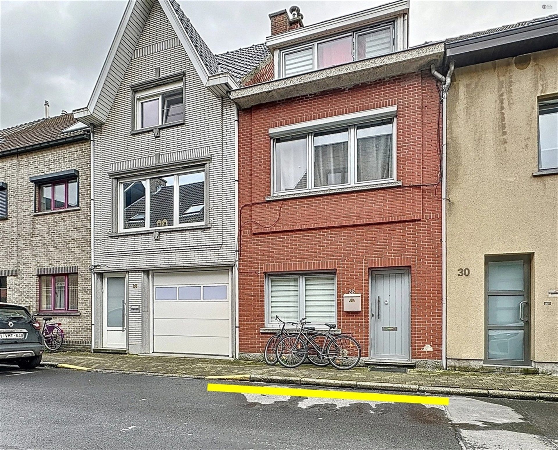 Instapklare woning met 3 slaapkamers in centrum Sint-Niklaas! foto 4