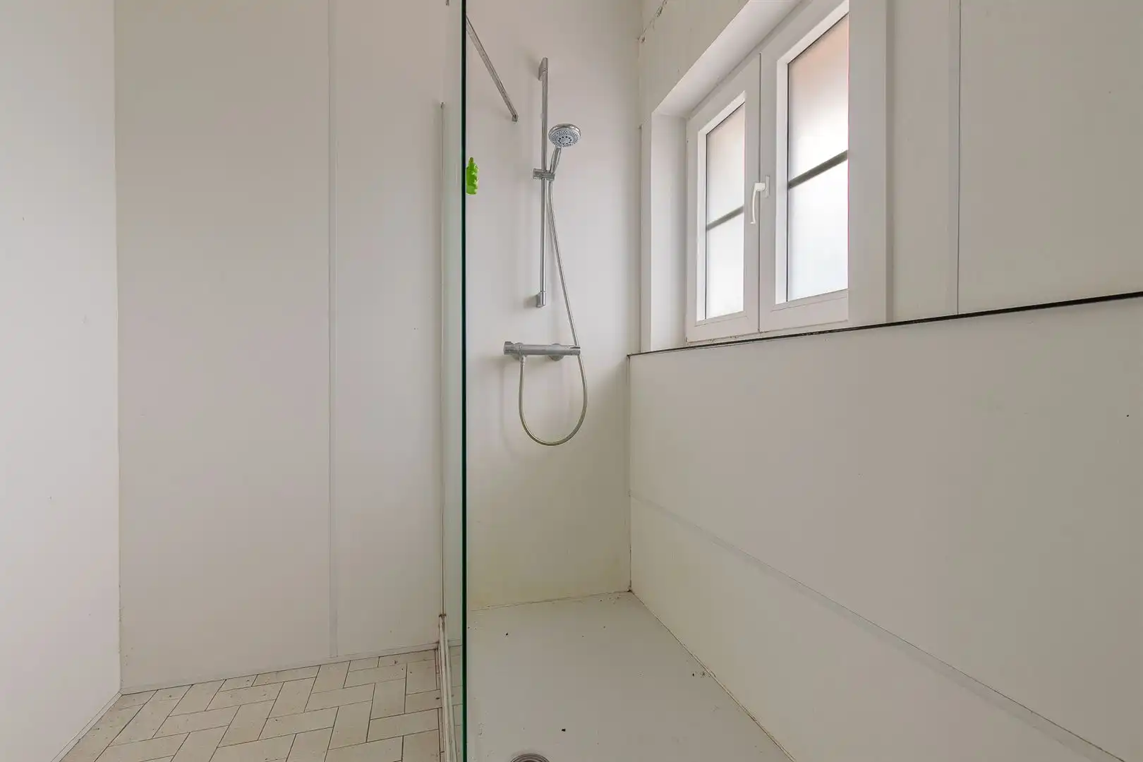 Statige villa met uitzonderlijk potentieel op toplocatie in Berlare foto 18